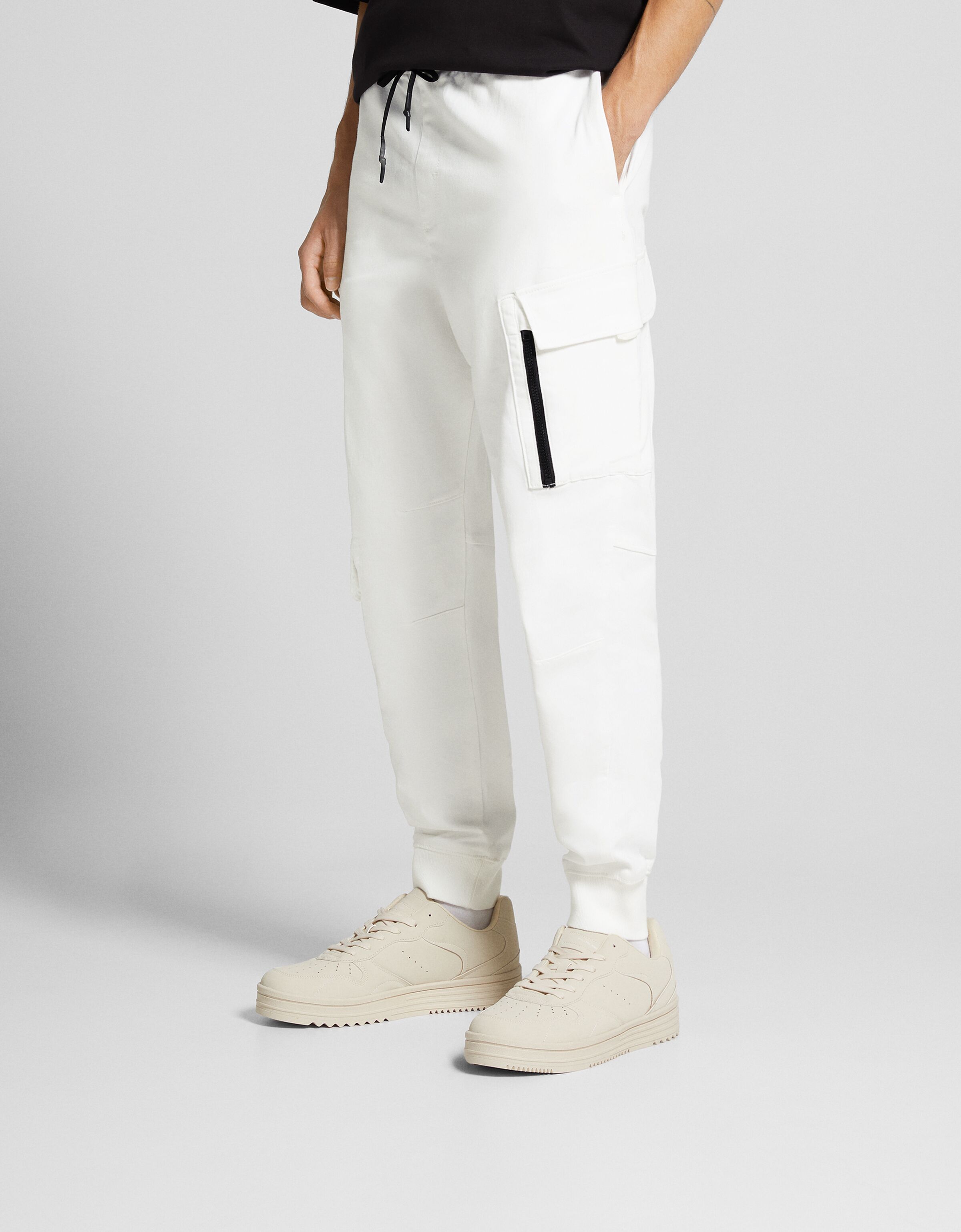 Pantalón jogger cargo slim