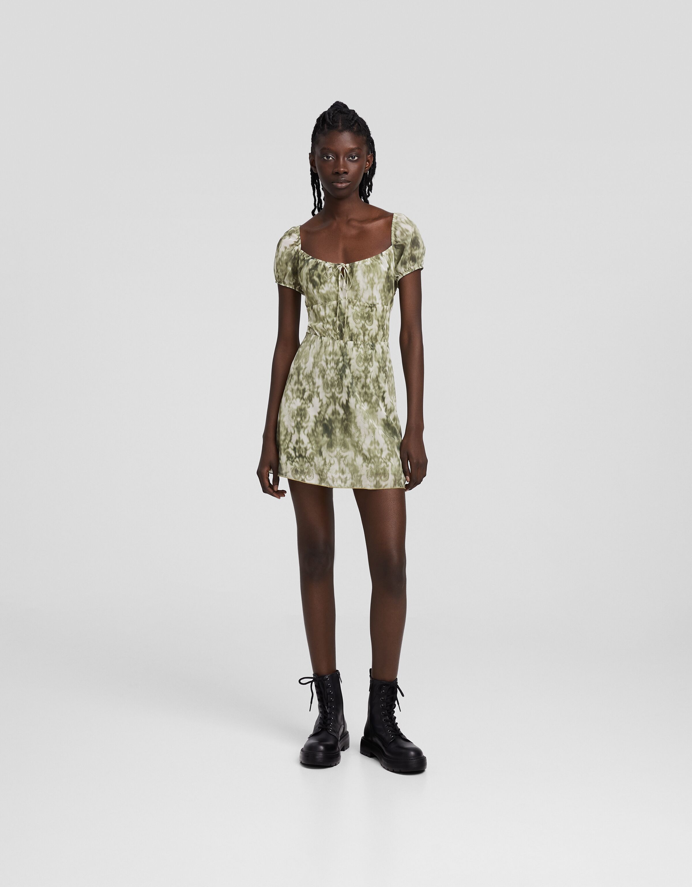 Vestido mini manga corta chifón print