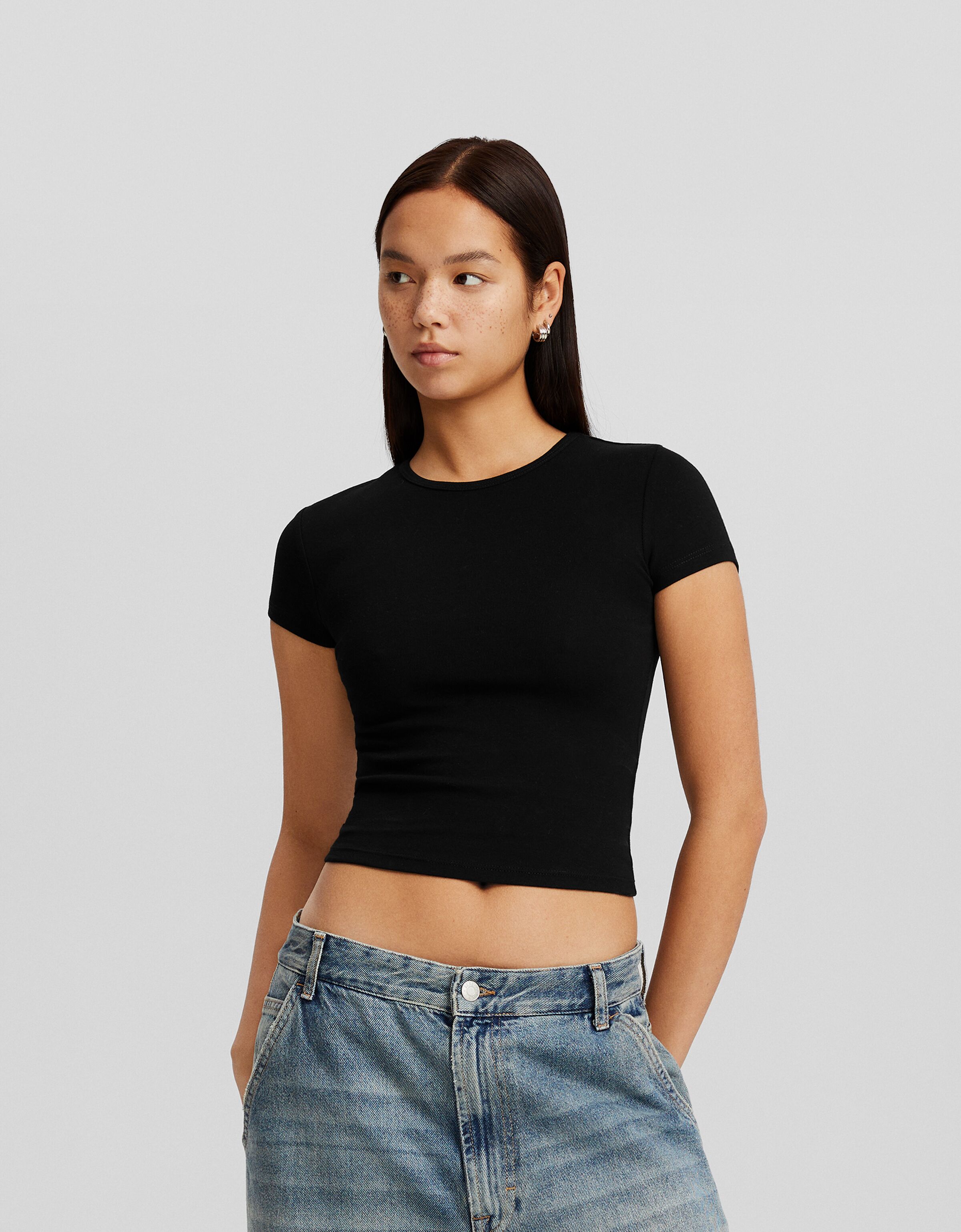 Camiseta manga corta cuello redondo