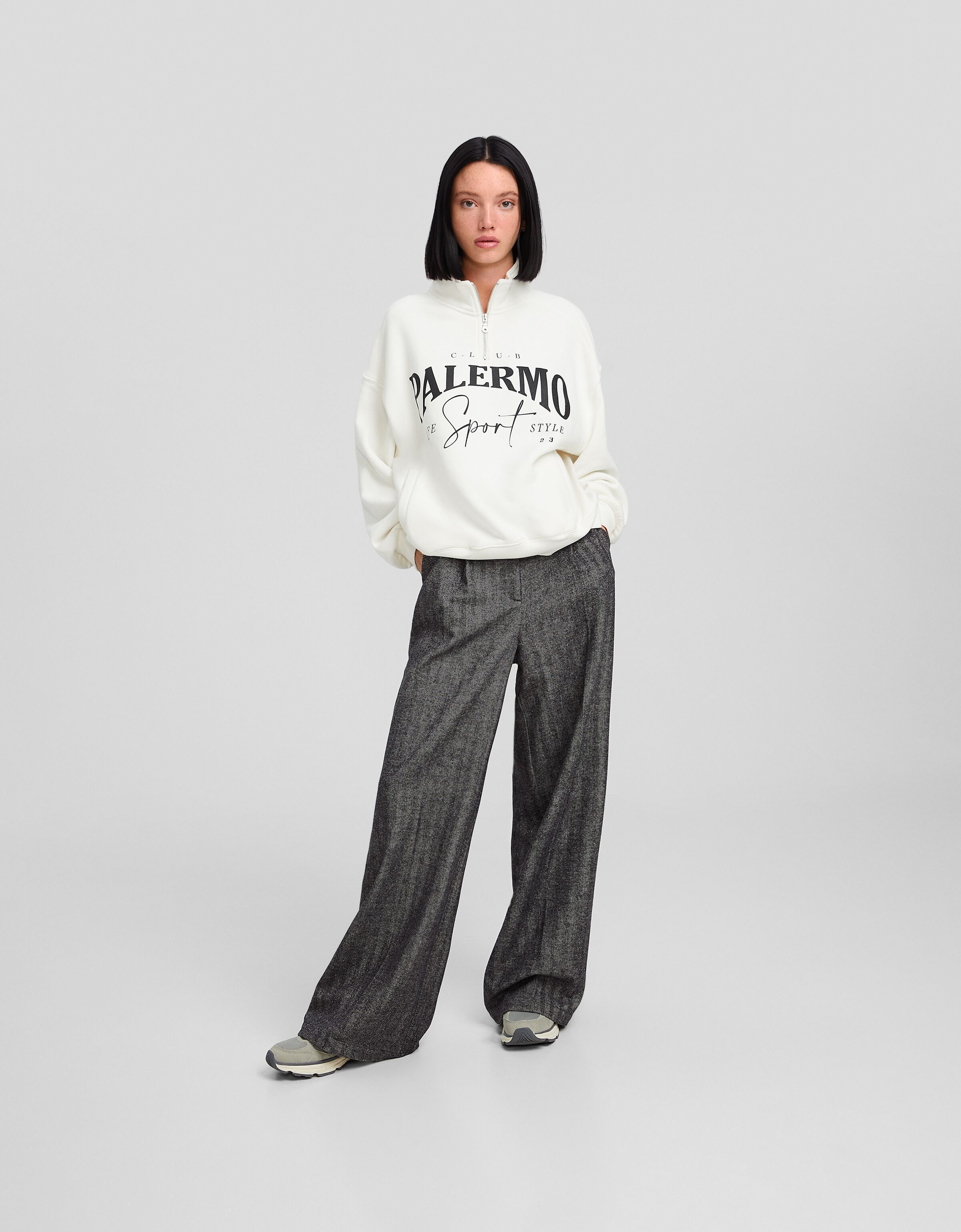 Pantalón wide leg espiga