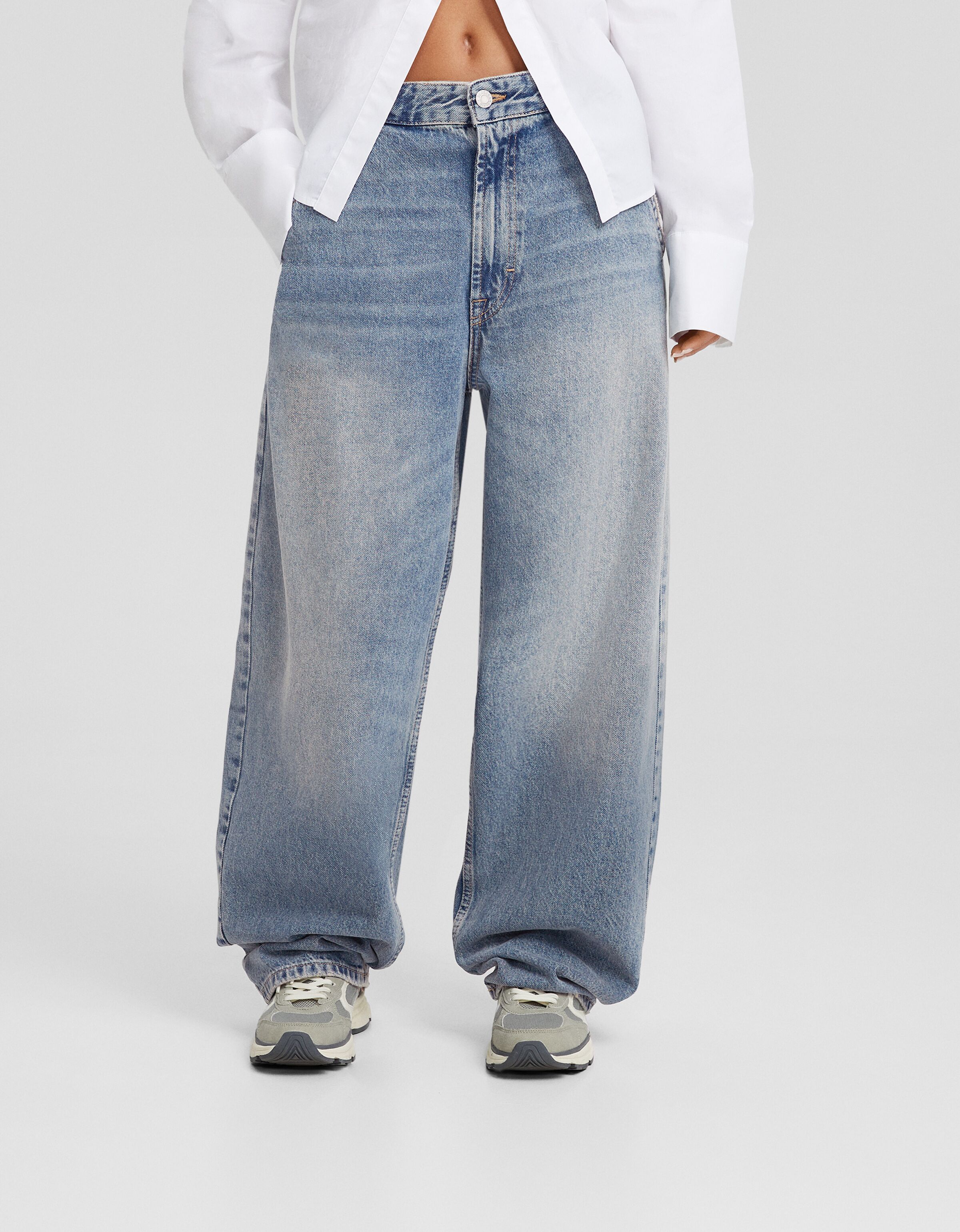 Jeans skater fit efecto lavado