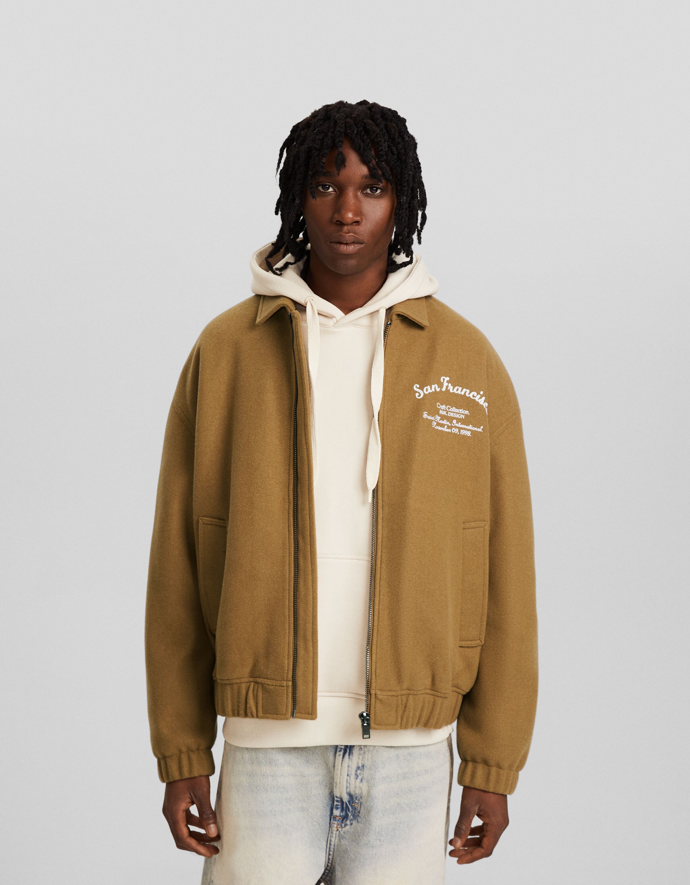 Cazadora bomber pao bordado