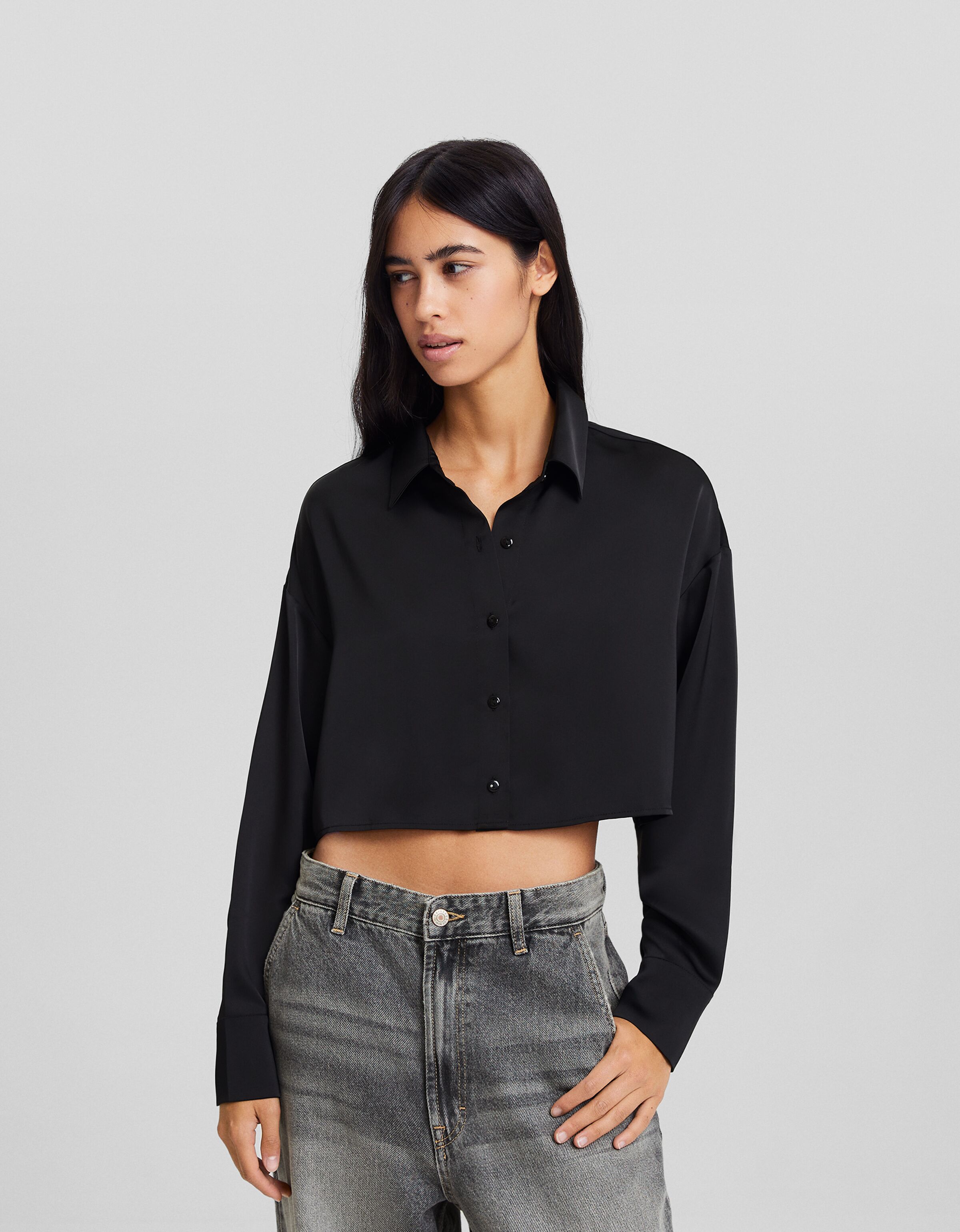 Camisa manga larga cropped satinada