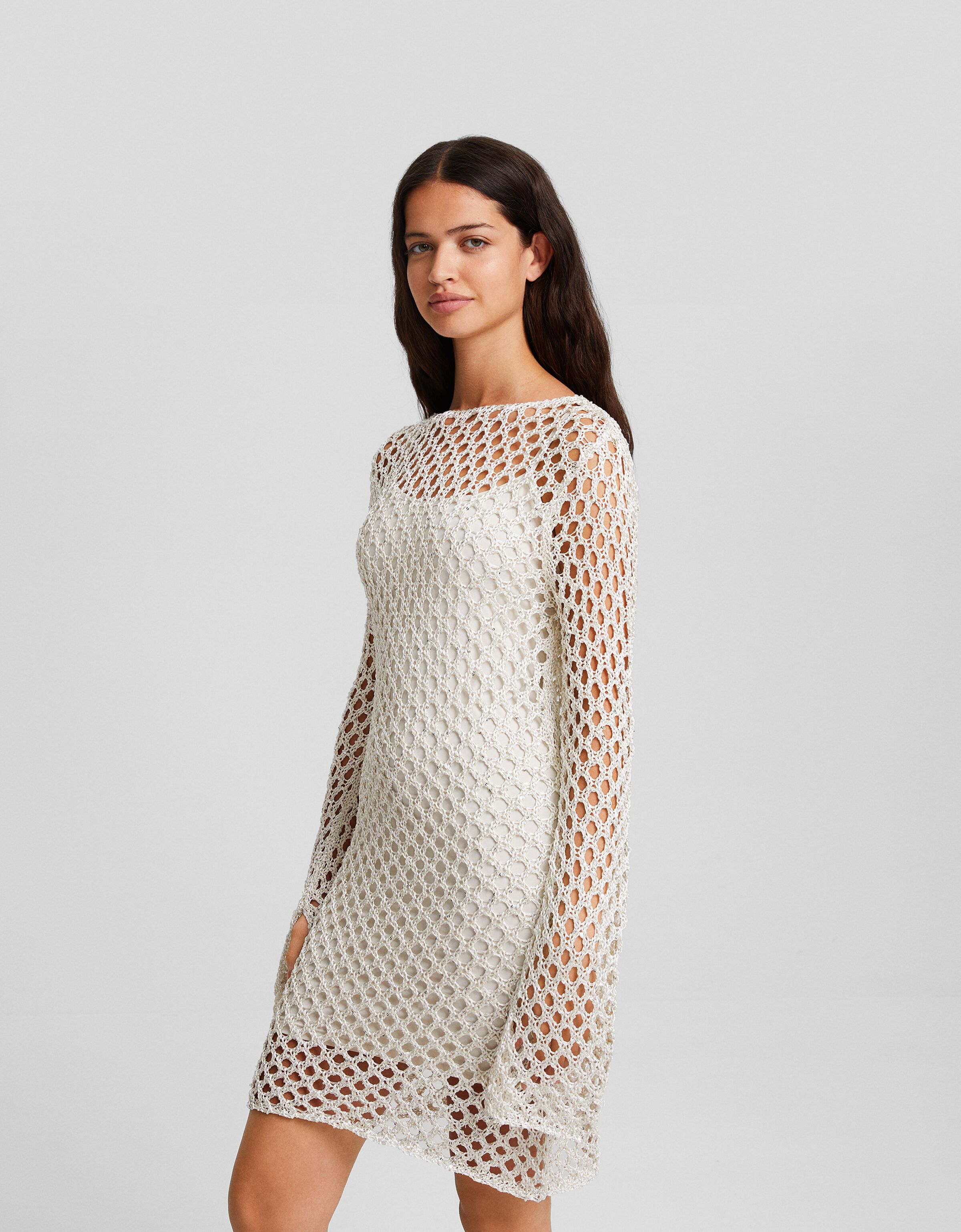 Vestido mini manga larga crochet rústico brillo
