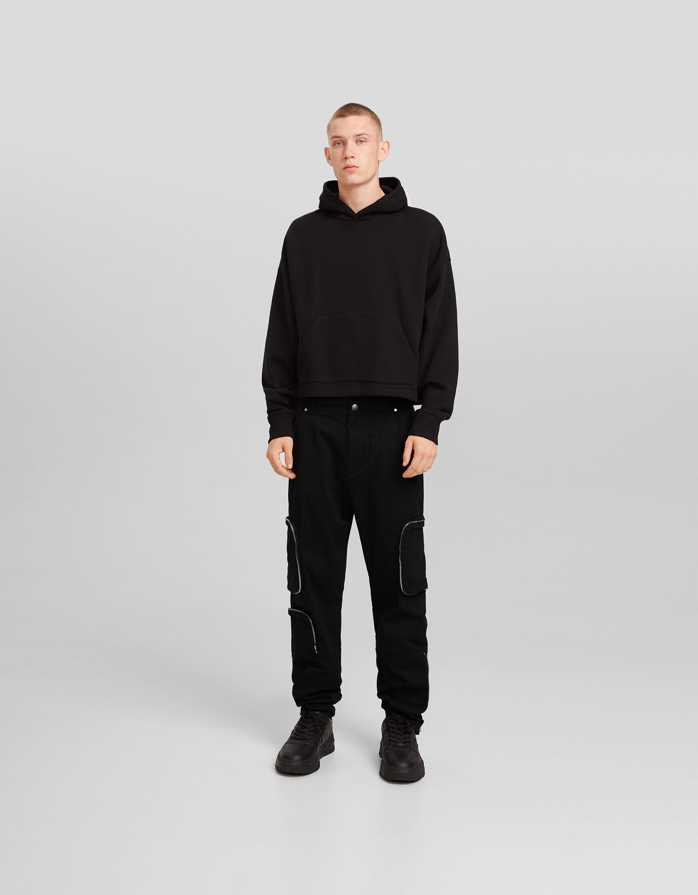 Pantalón multicargo cremalleras