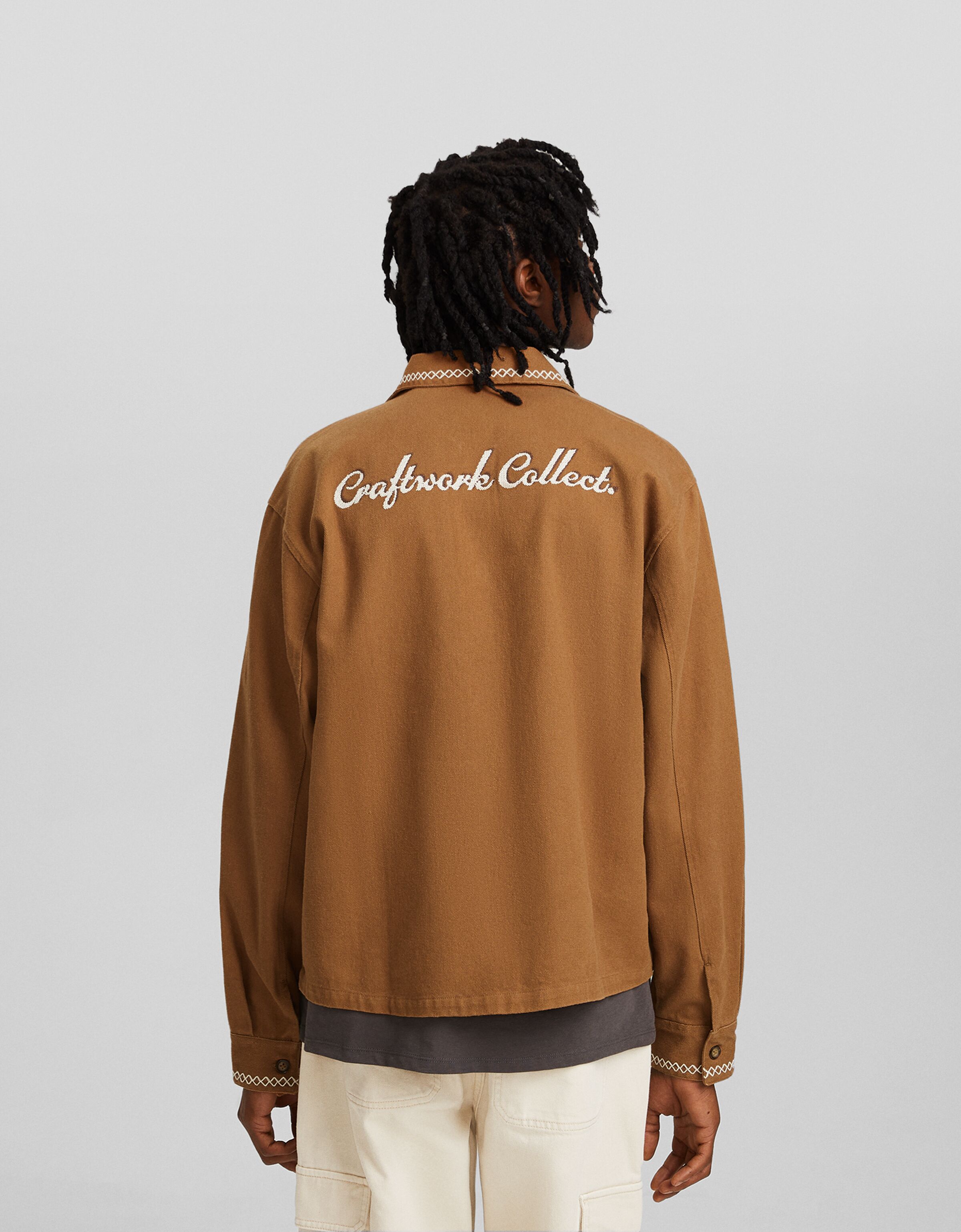 Sobrecamisa manga larga boxy fit bordados