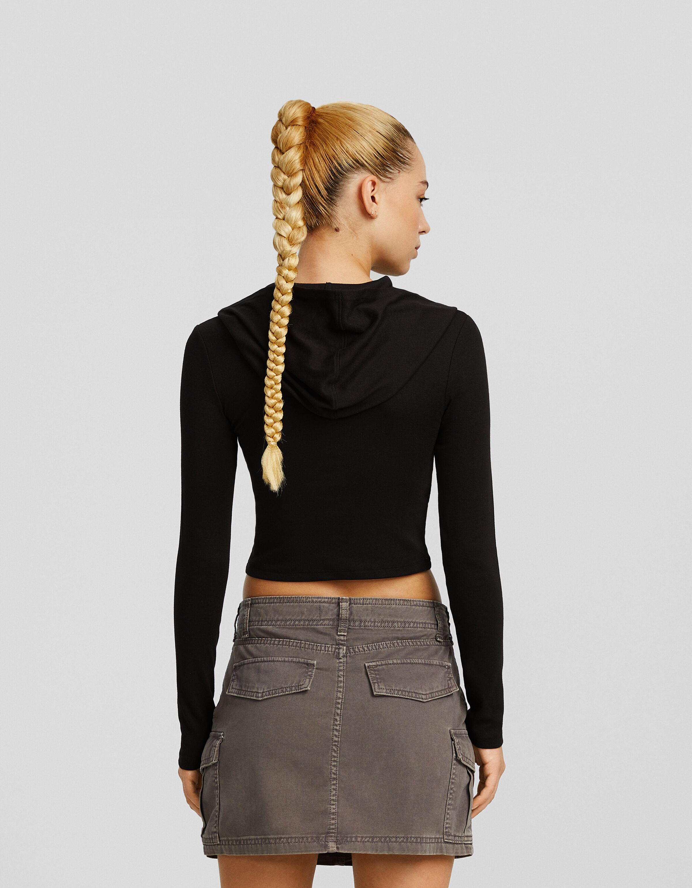 Camiseta manga larga capucha