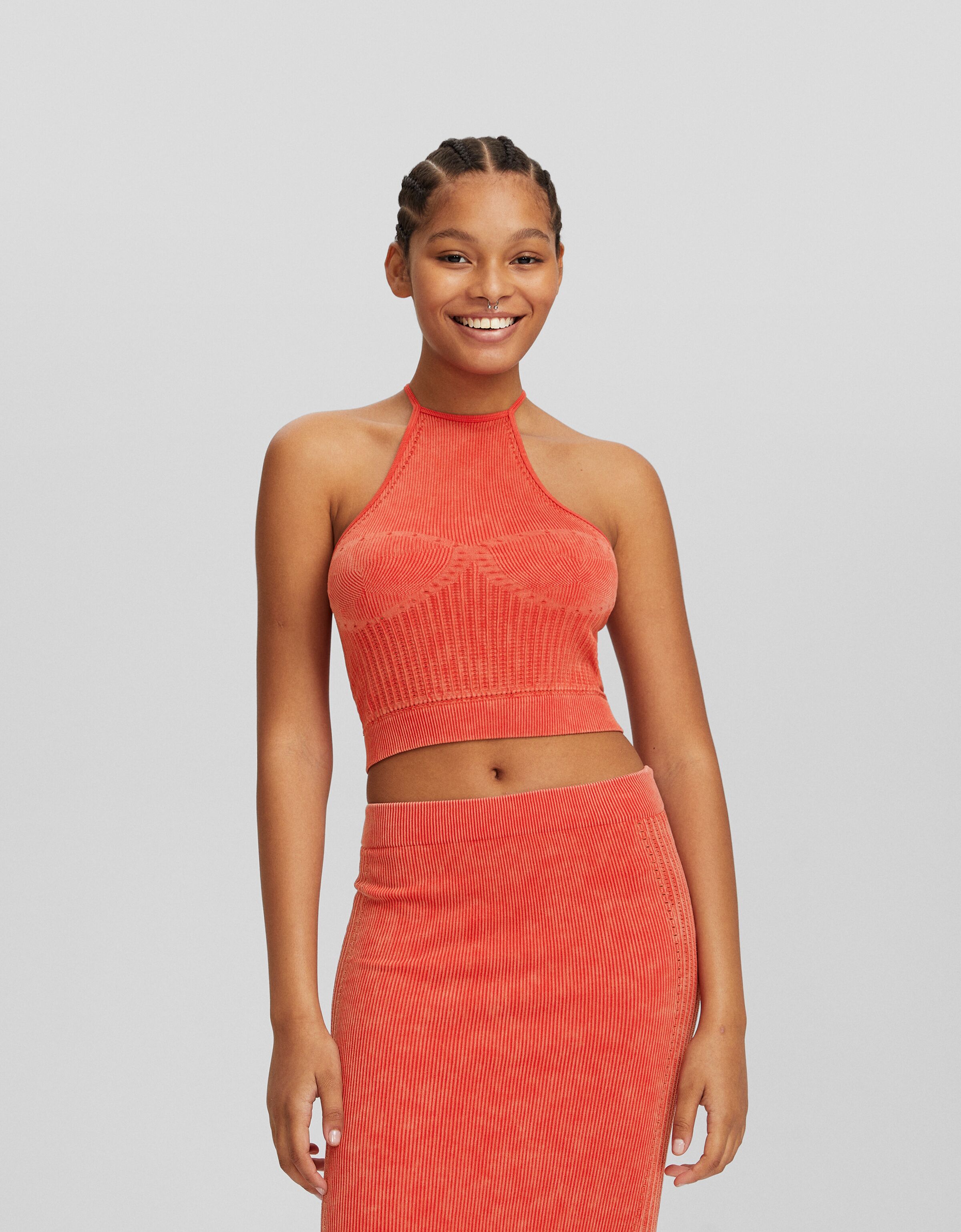 Top halter seamless estructura efecto lavado