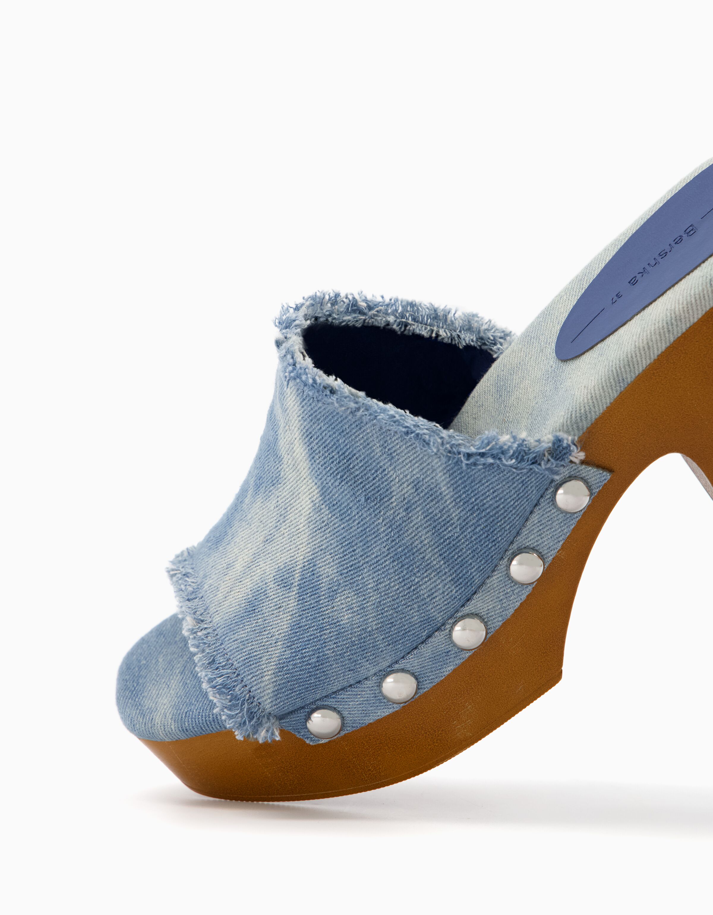 Sandalia tacón plataforma denim
