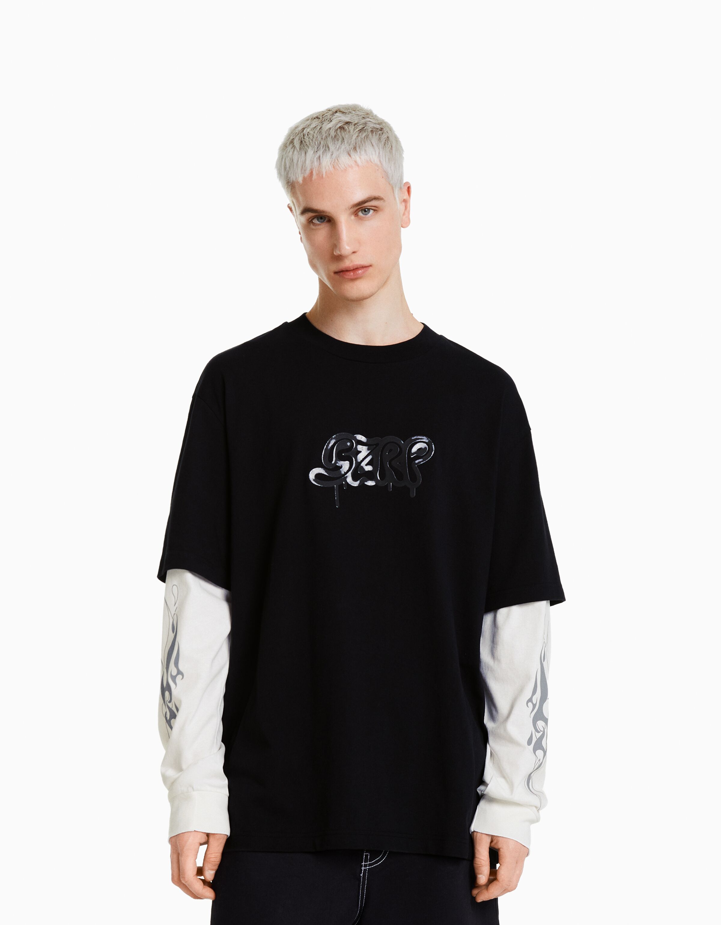 Camiseta BERSHKA ft. BIZARRAP manga larga print