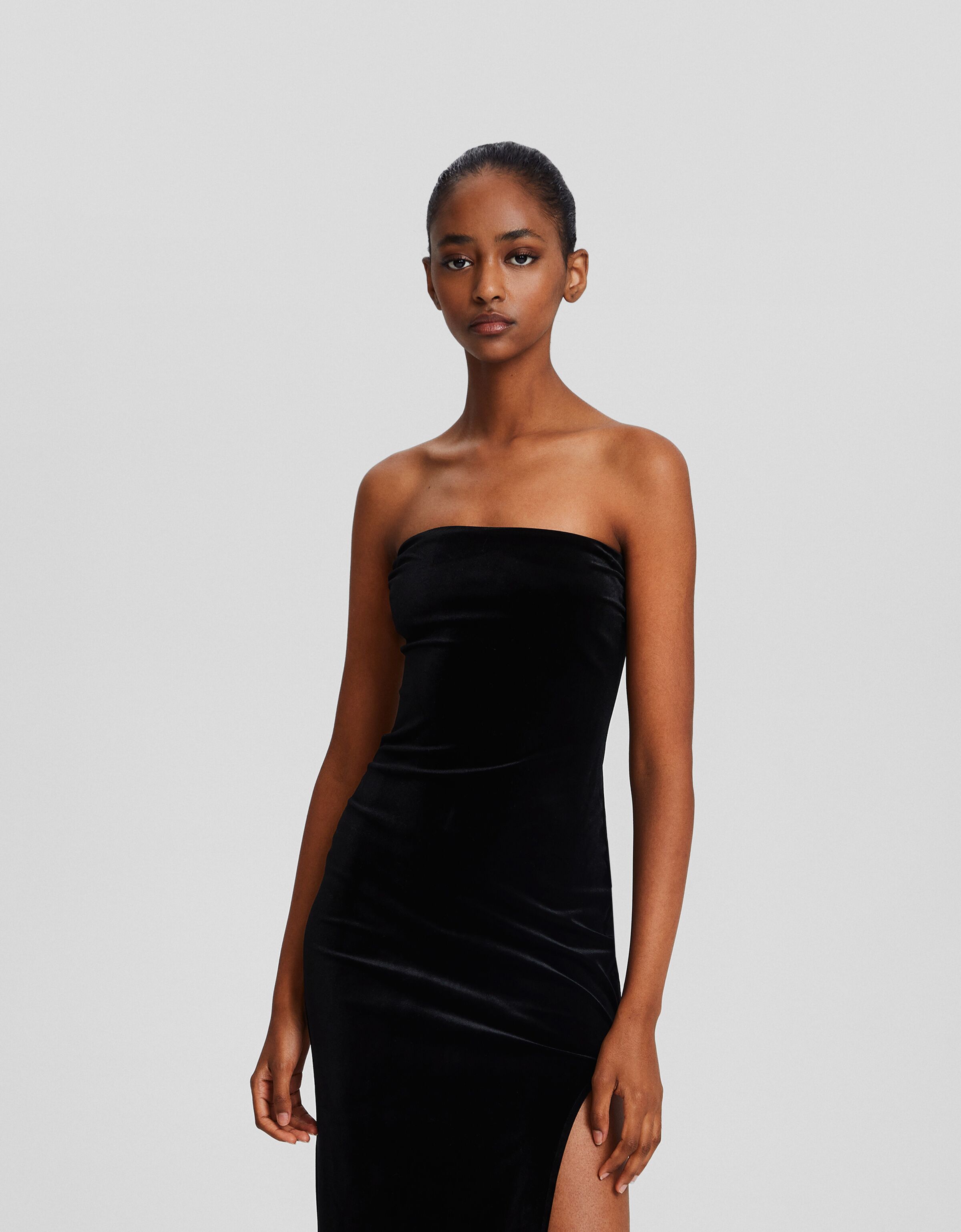 Vestido midi bandeau terciopelo