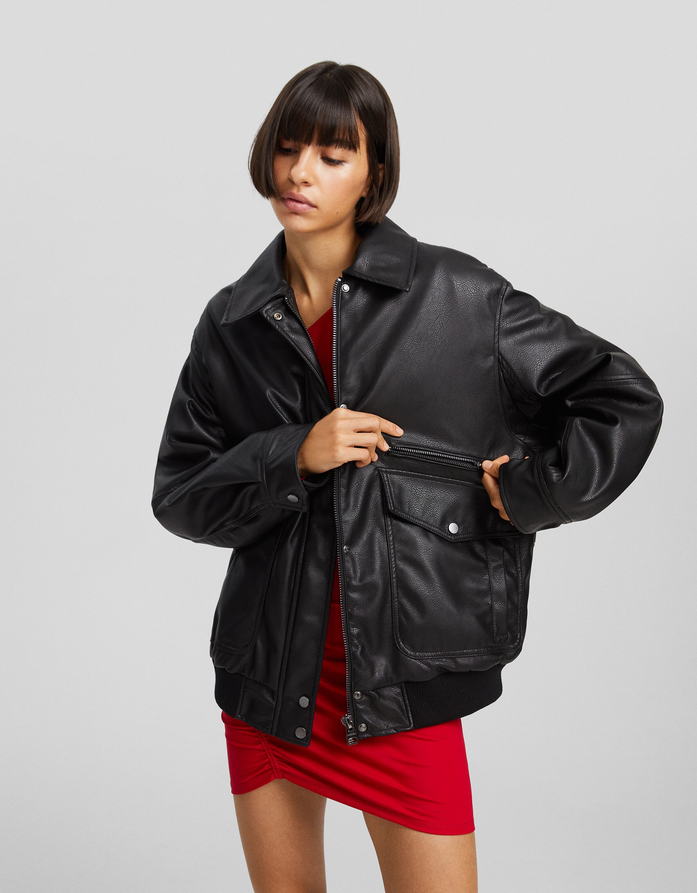 Cazadora dad fit oversize efecto piel