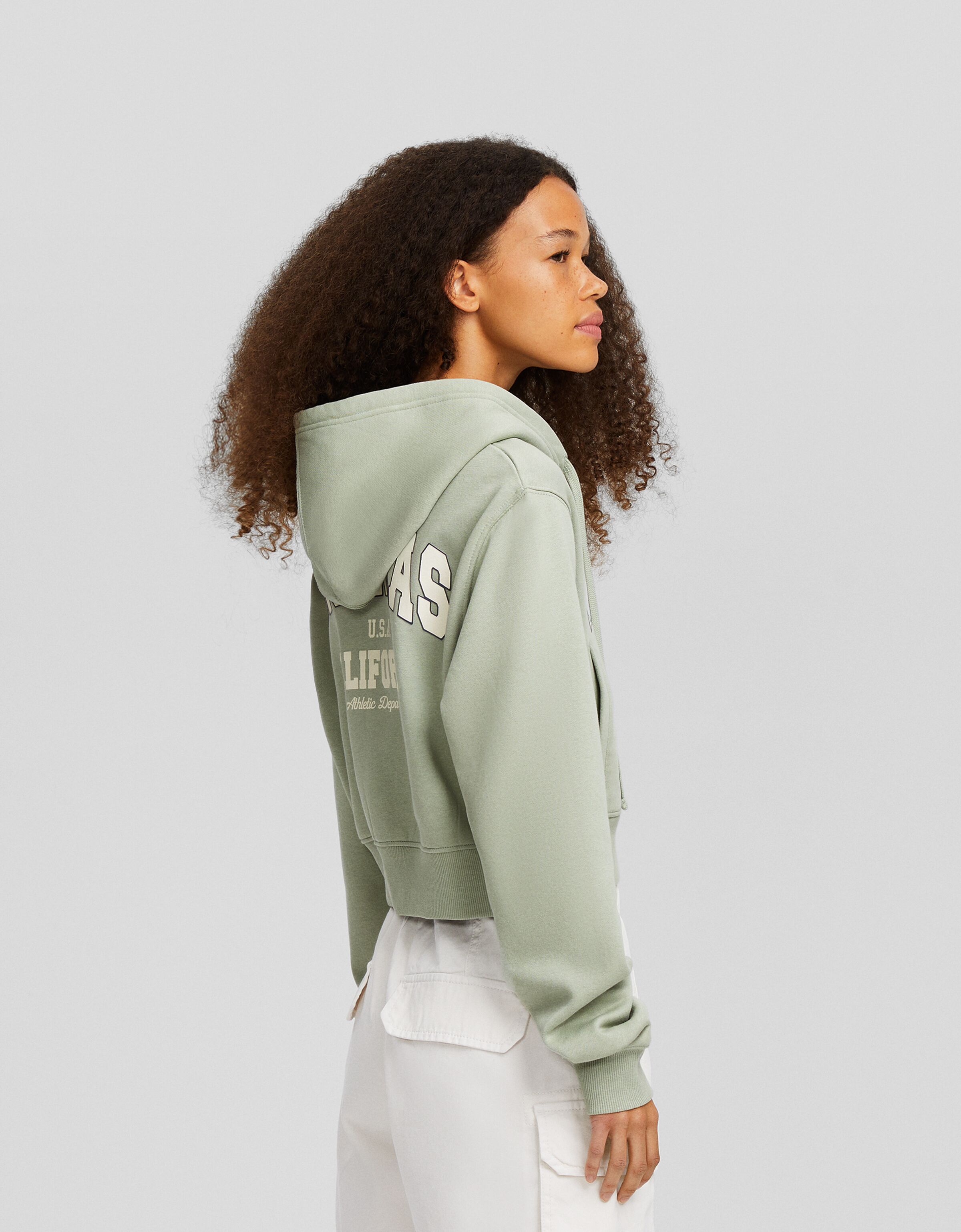 Sudadera cremallera capucha cropped print