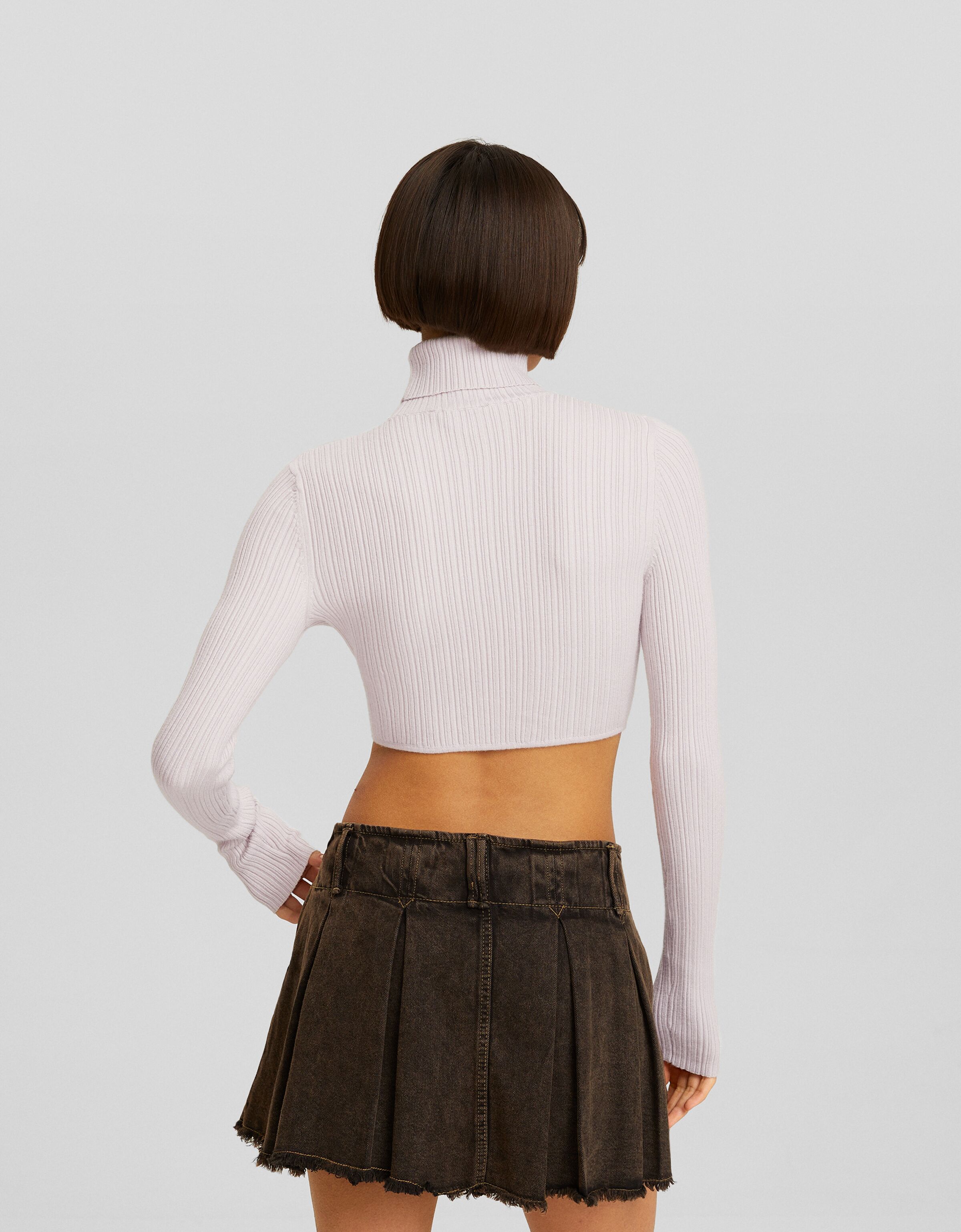 Jersey cropped cuello subido rib