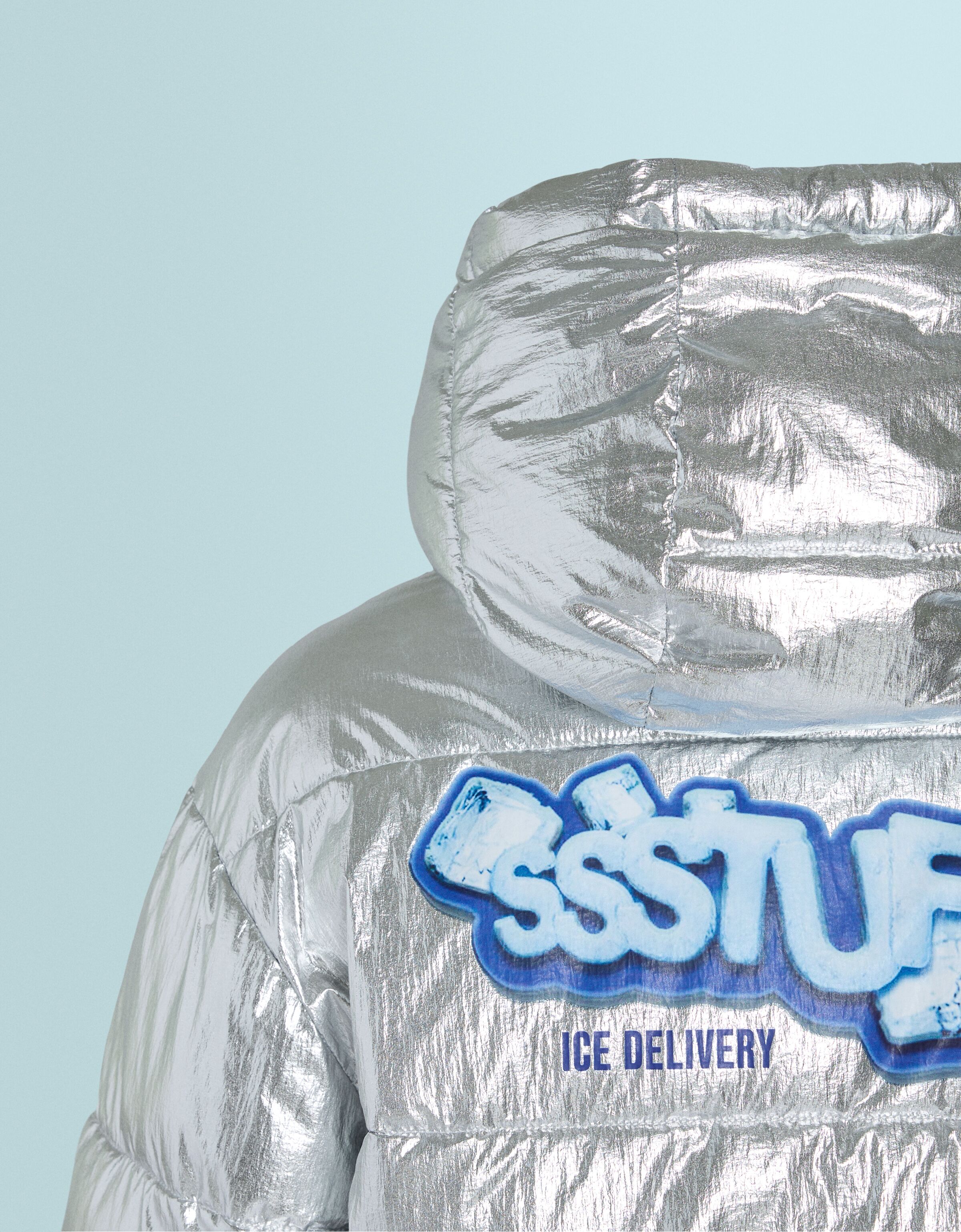 Cazadora SSSTUFFF X BERSHKA acolchada reversible capucha parche print