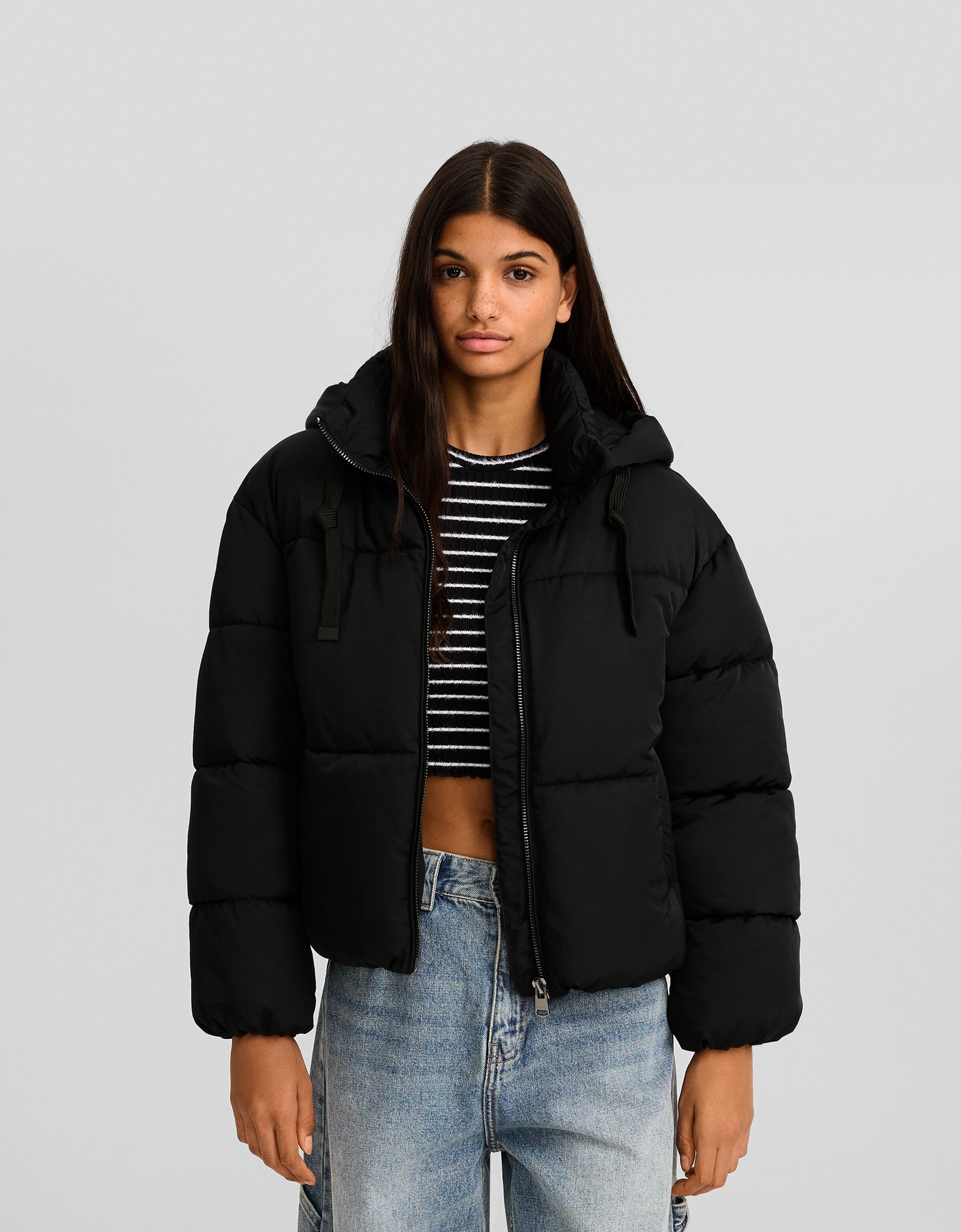 Cazadora acolchada oversize capucha