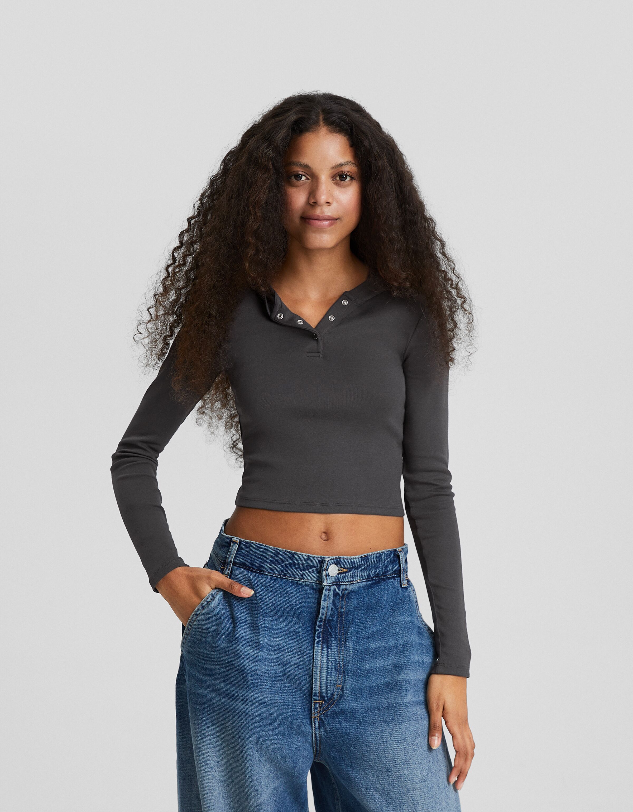 Camiseta manga larga capucha