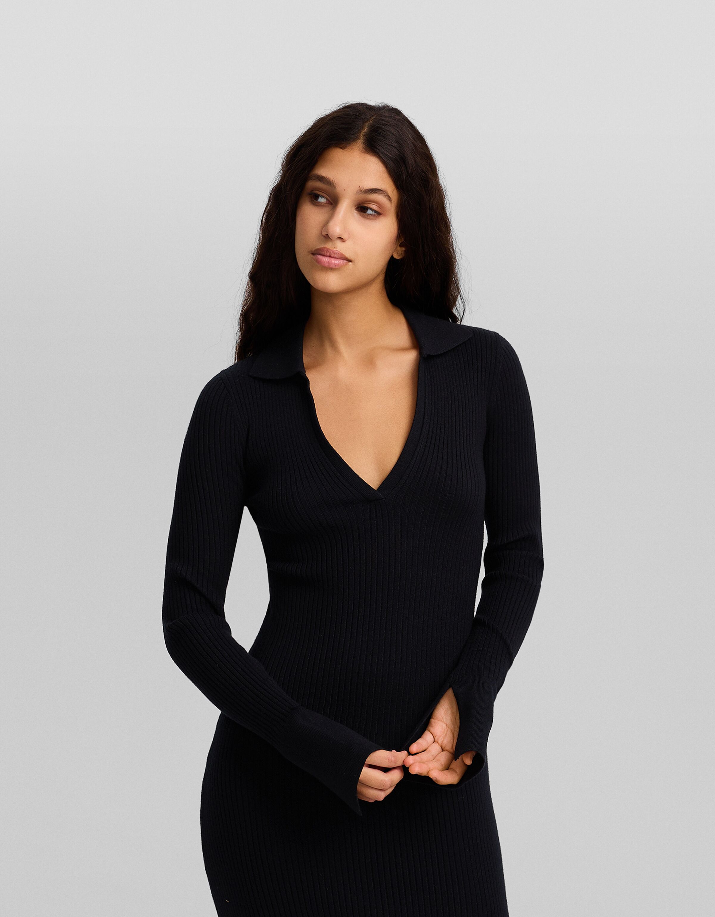 Vestido midi manga larga cuello polo