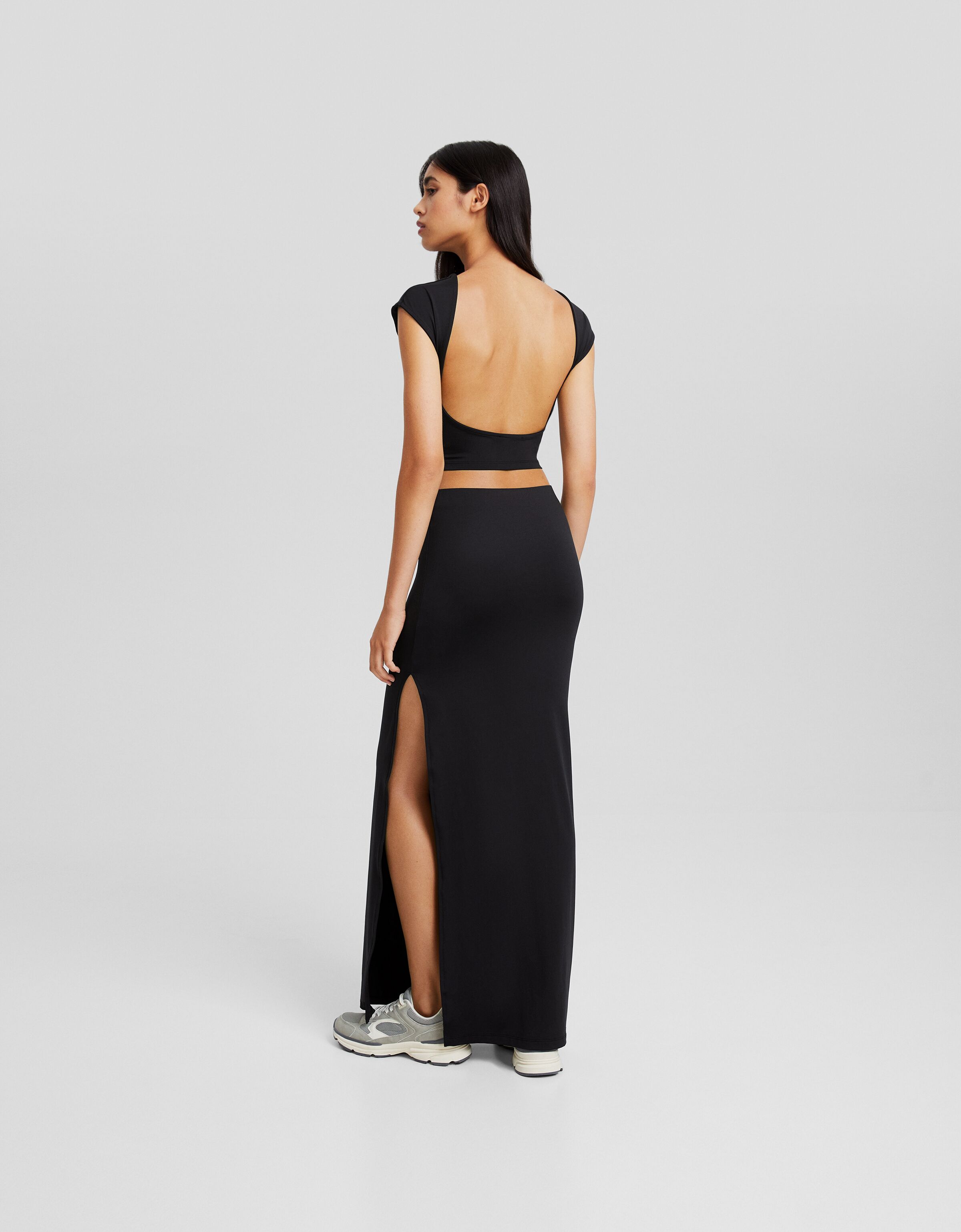 Camiseta manga corta con nylon espalda descubierta