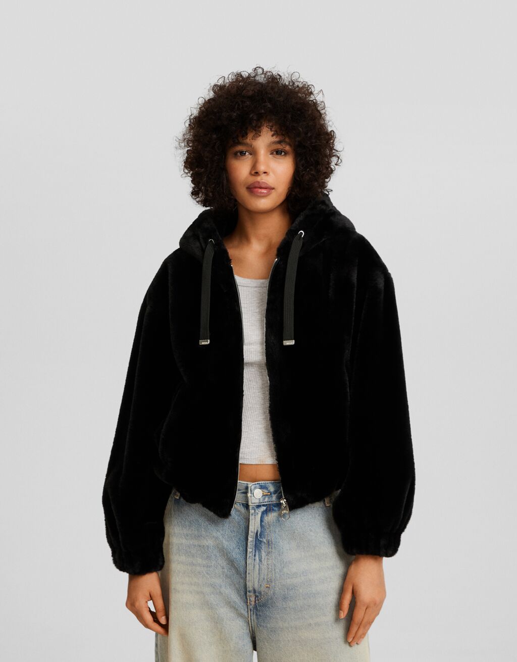 Cazadora capucha teddy