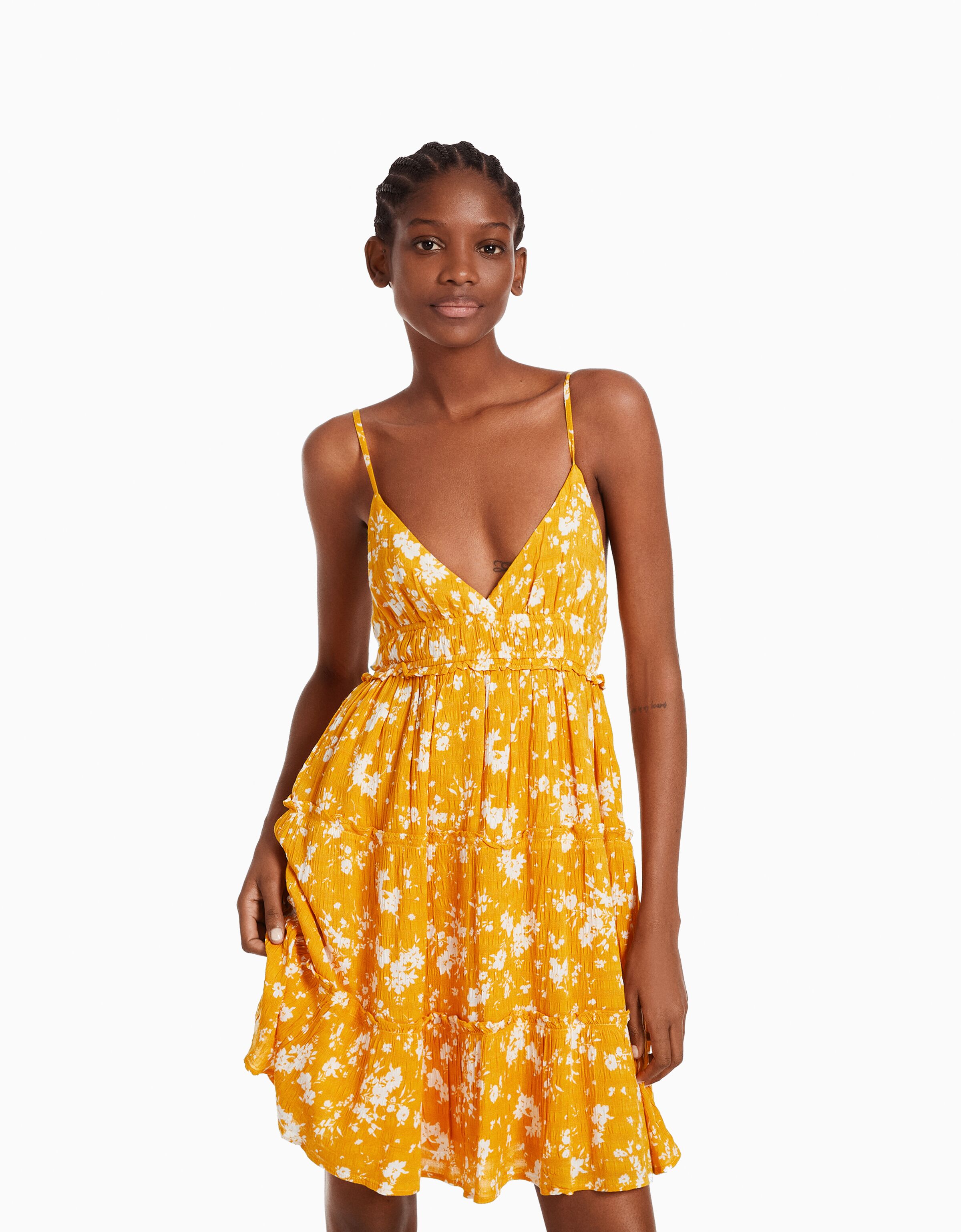 Vestido mini tirantes volantes