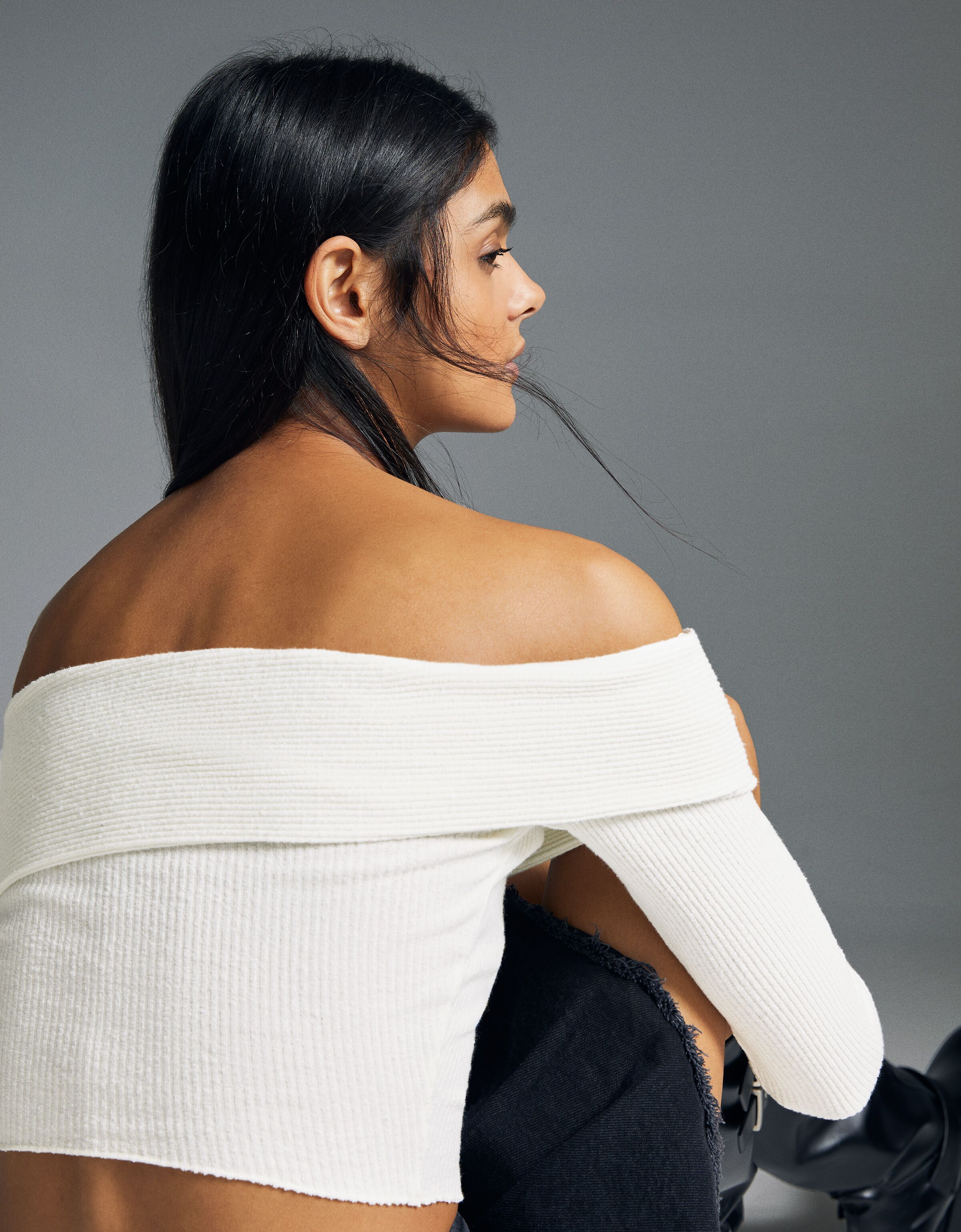 Camiseta manga larga bardot punto asimétrica