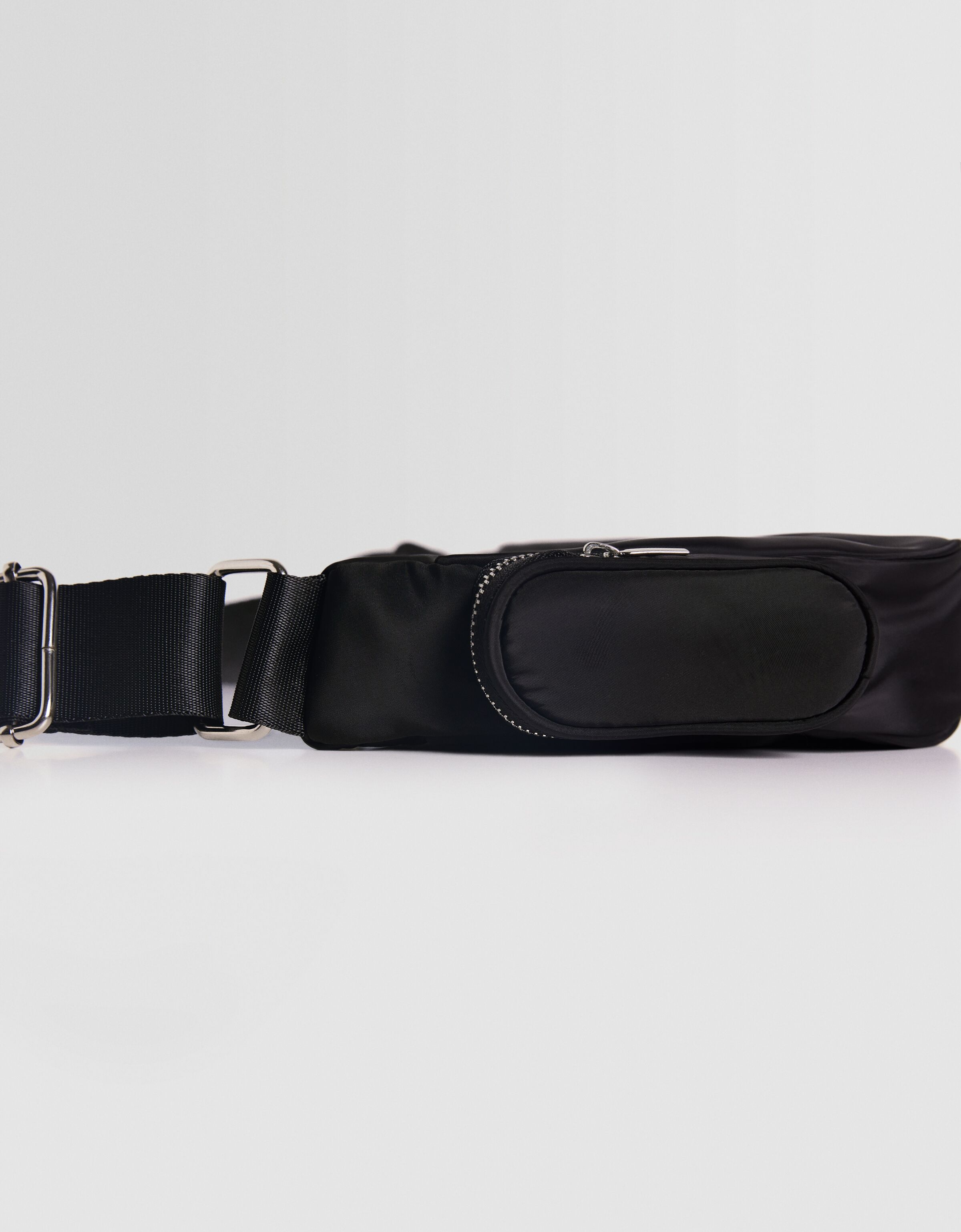 Bolso bandolera multipocket técnico