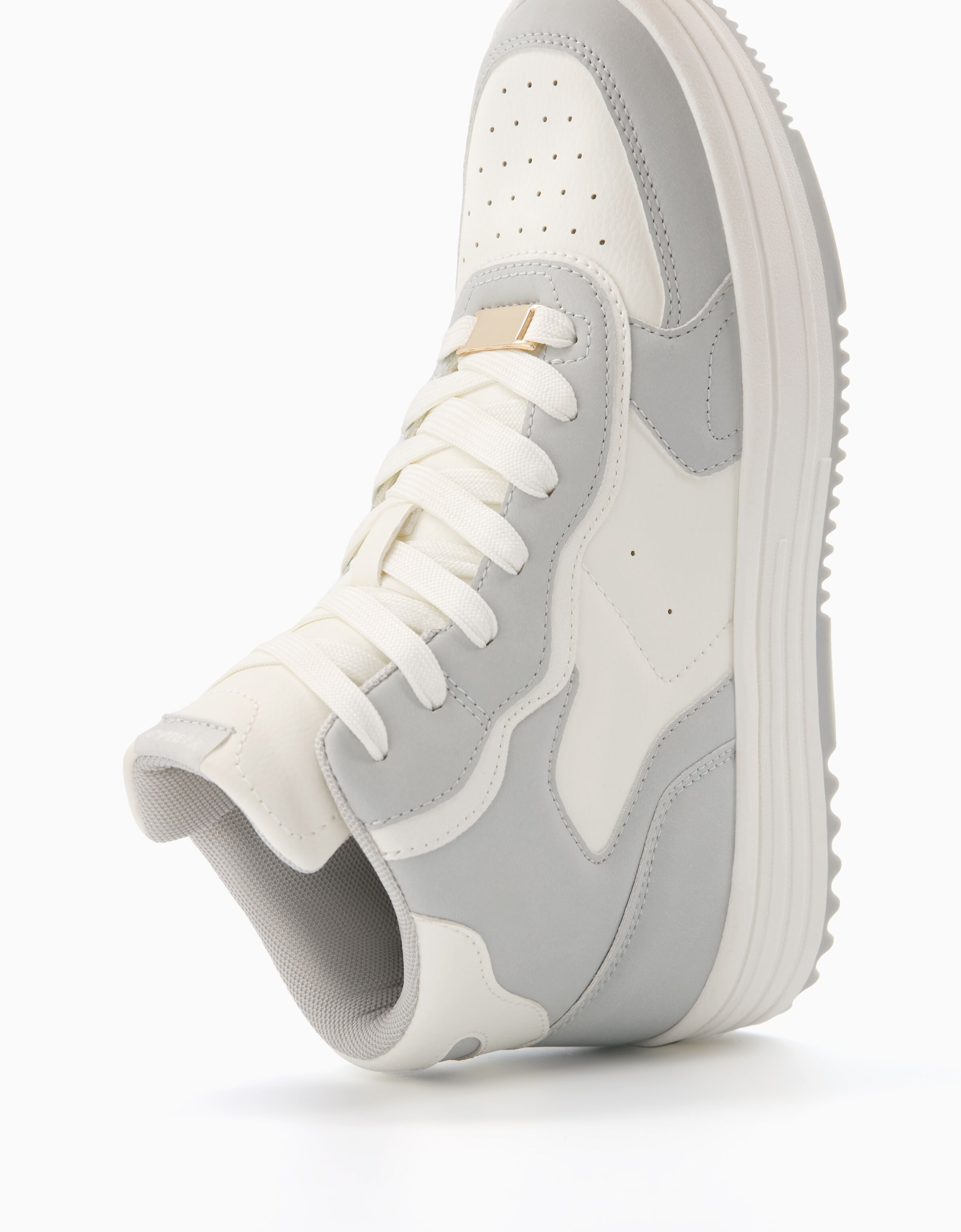 Zapatillas abotinadas combinadas