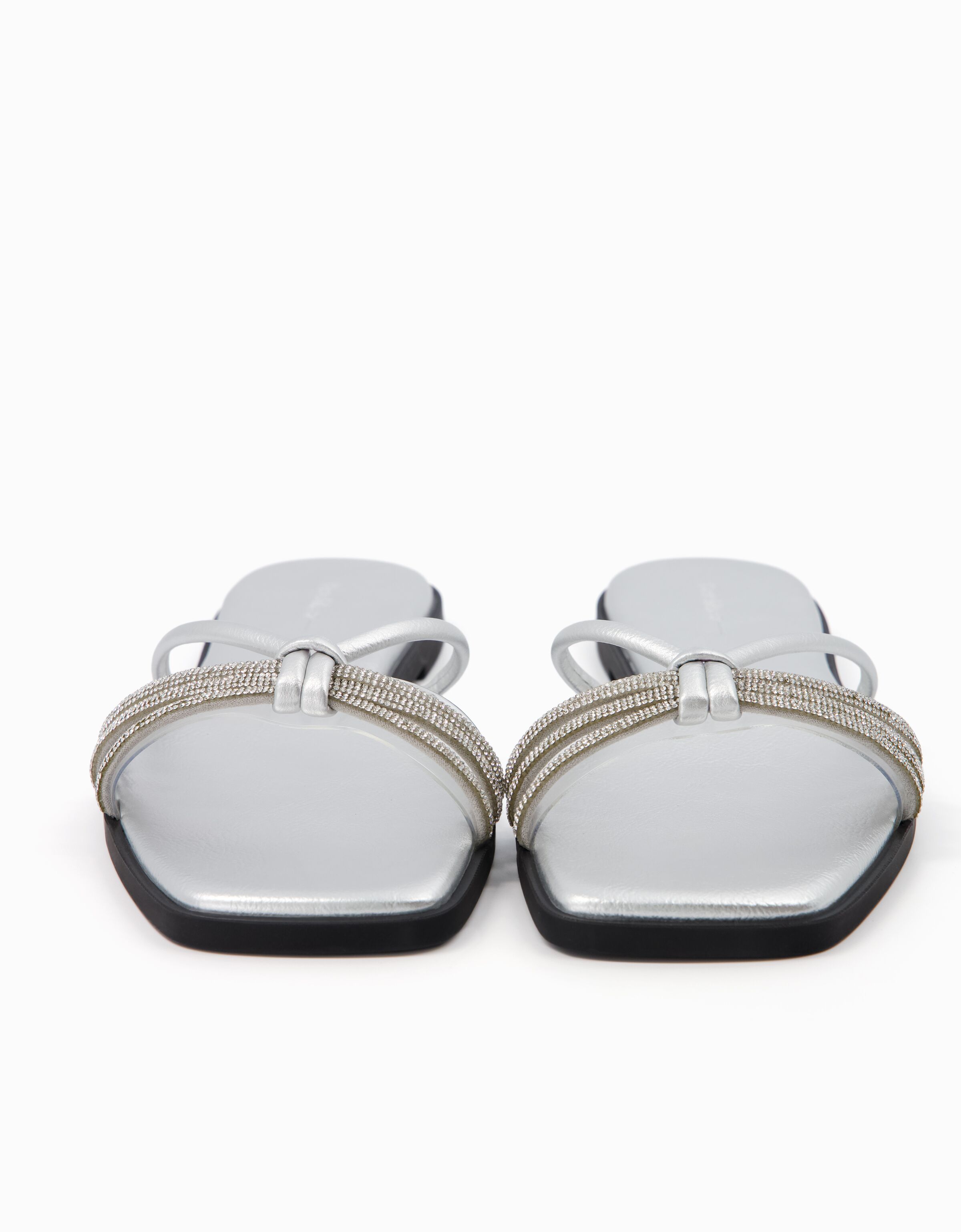 Sandalia plana brillos