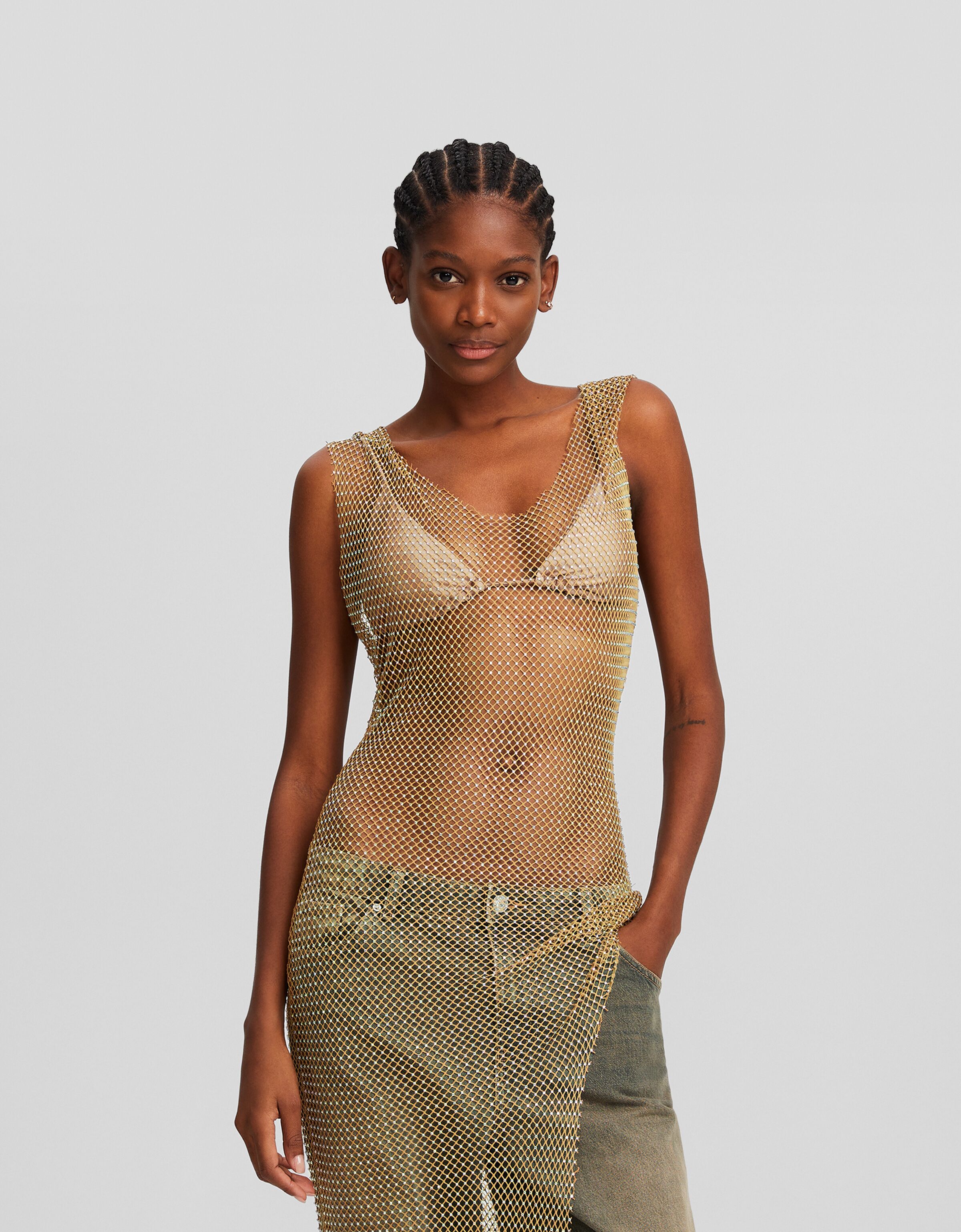 Vestido midi sin mangas capucha strass