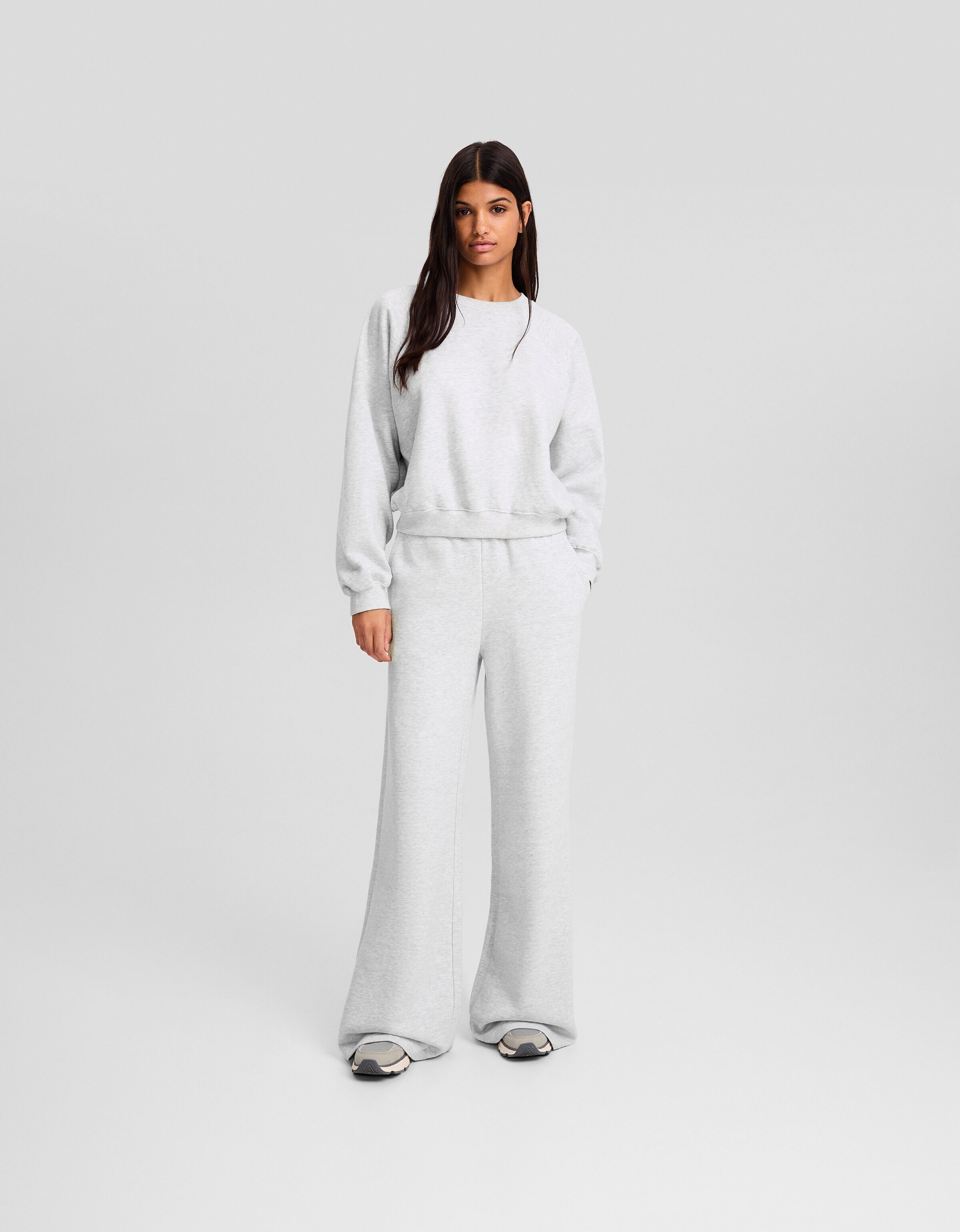 Pantalón wide leg felpa