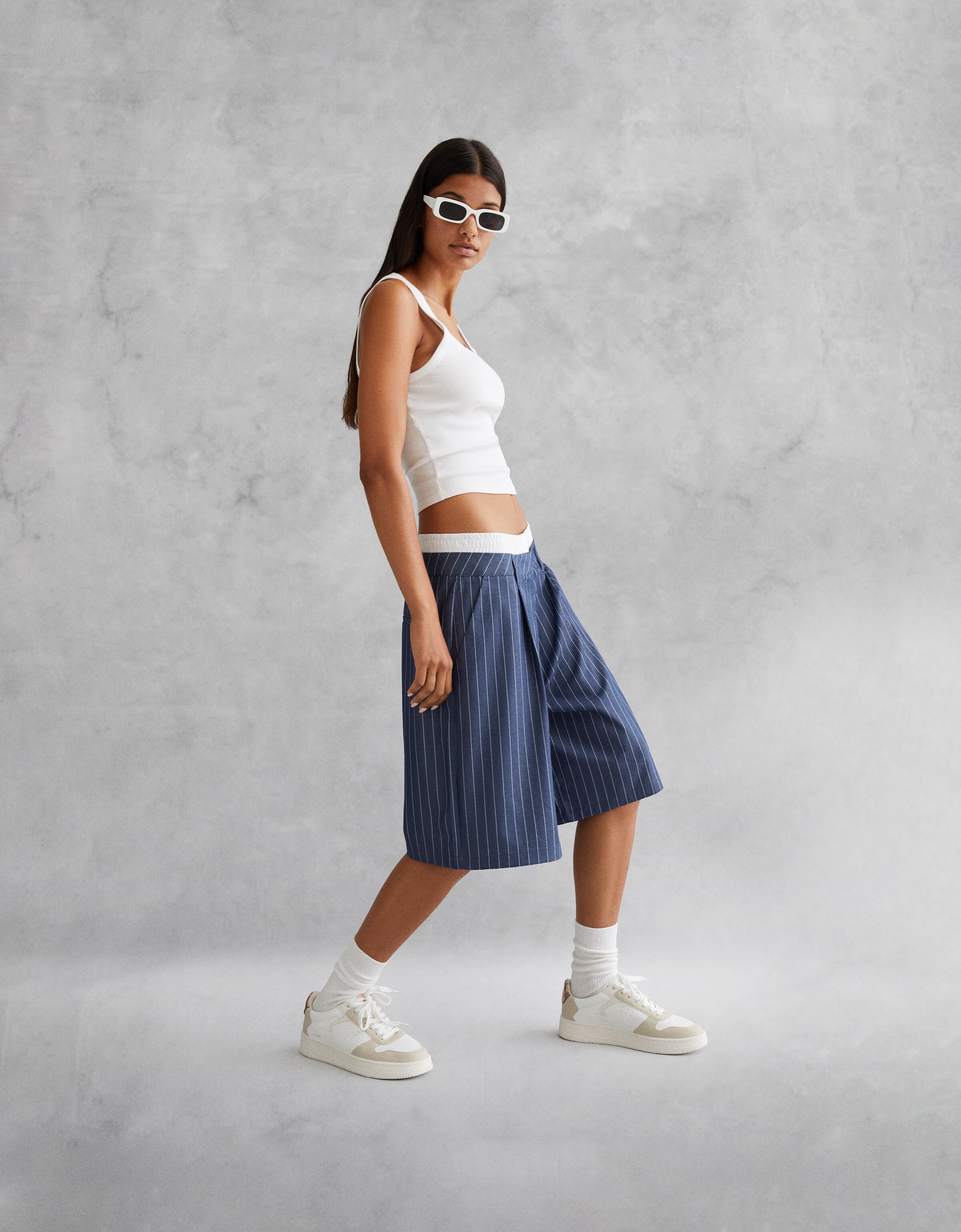 Zapatillas combinadas detalles metalizados