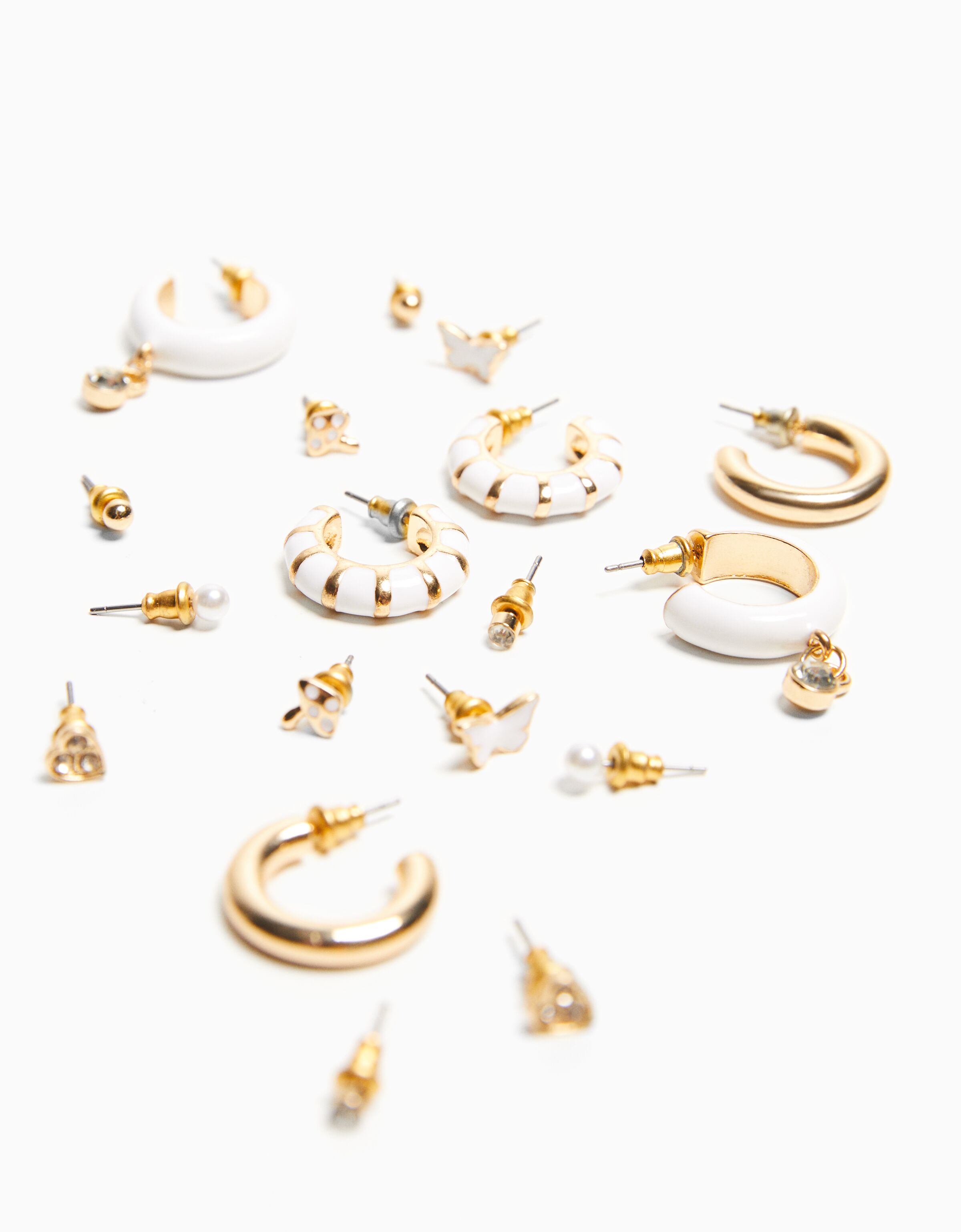 Set 9 pendientes aros corazón mariposa esmalte