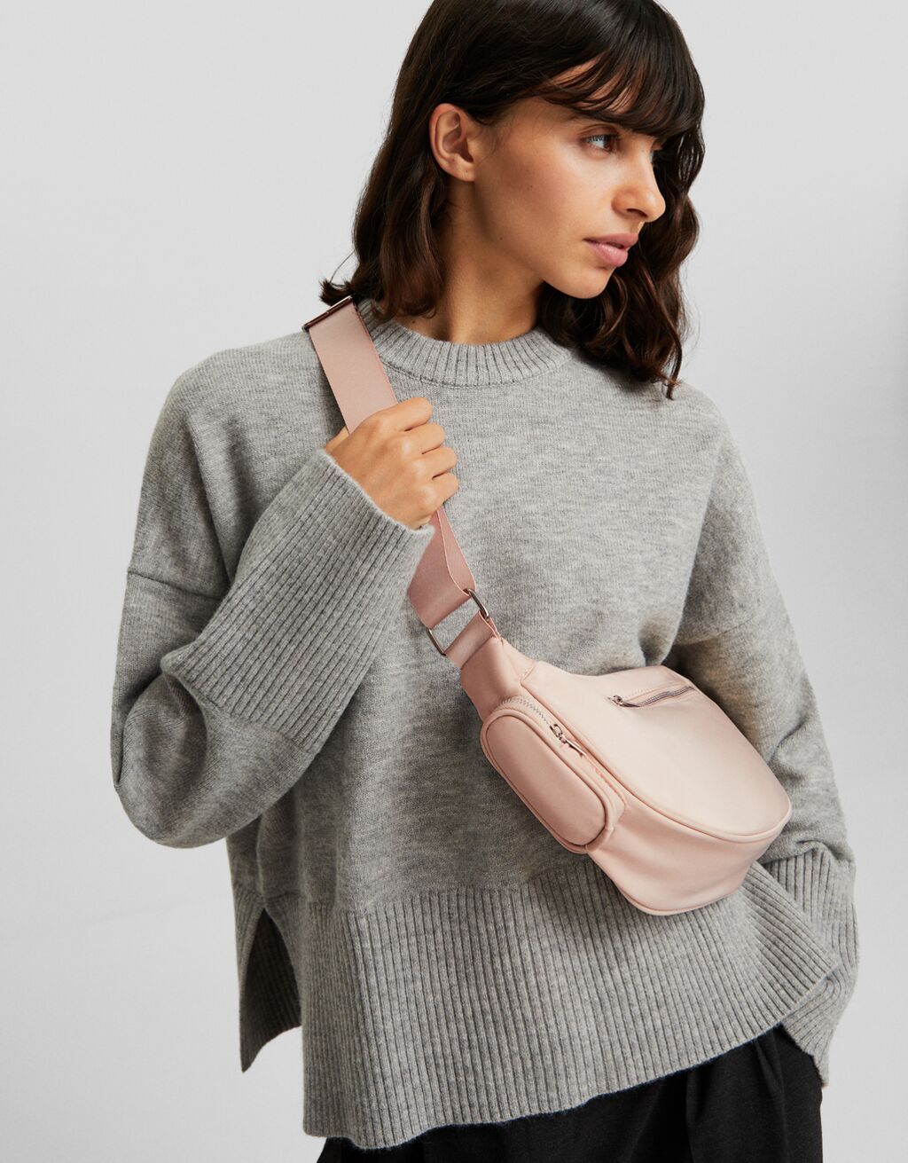 Bolso bandolera multipocket técnico