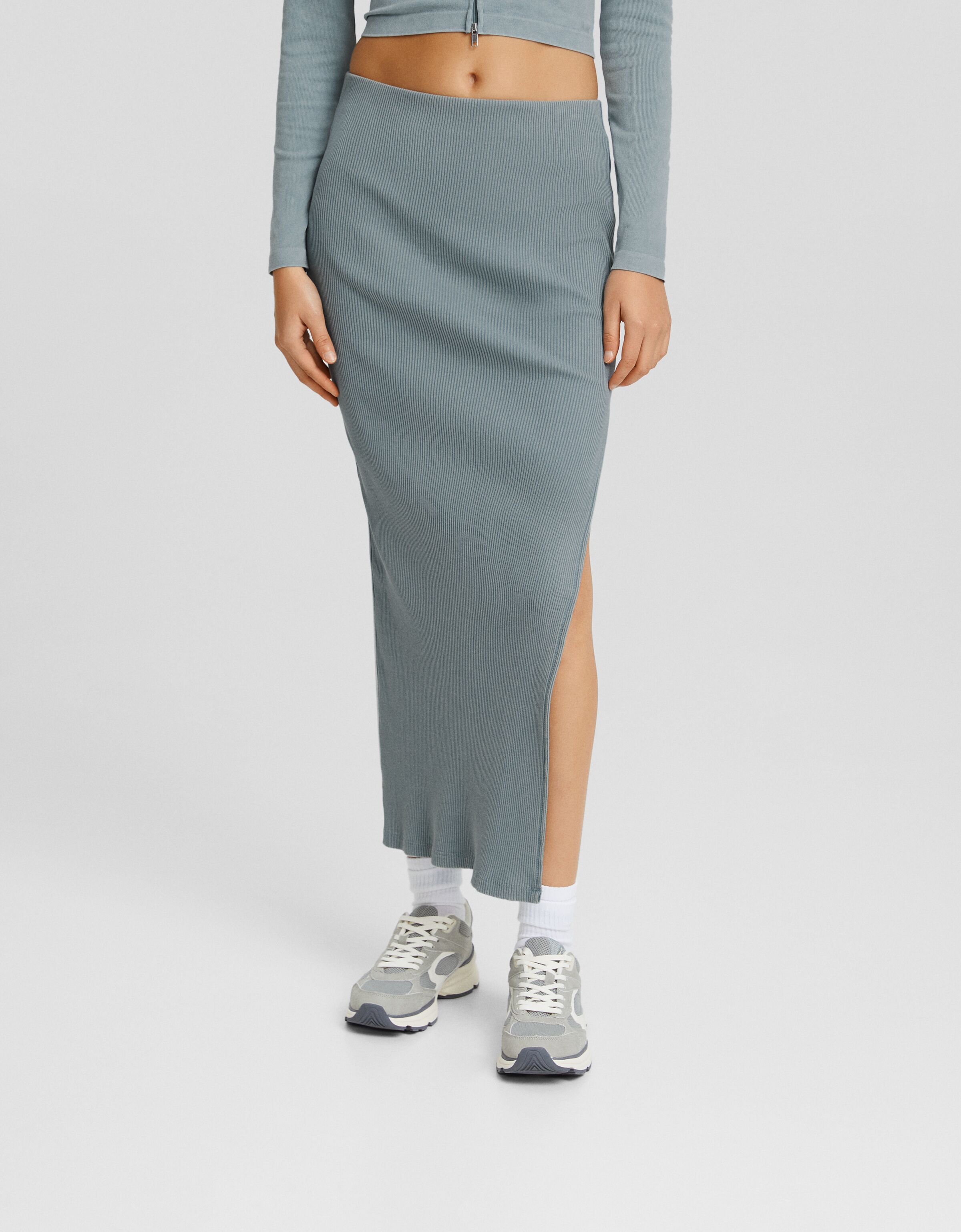 Falda midi rib efecto lavado