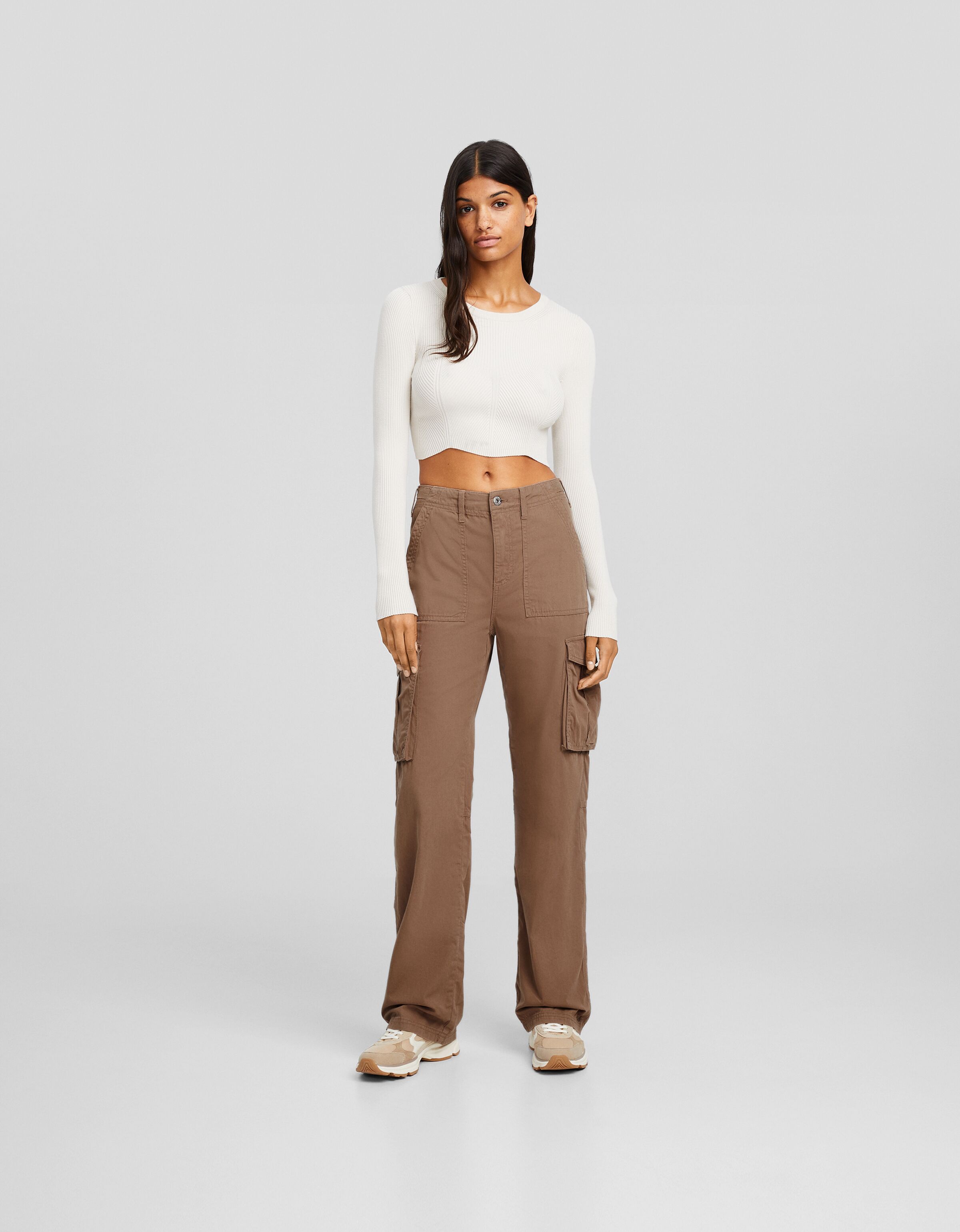 Pantalón straight cargo ajustable