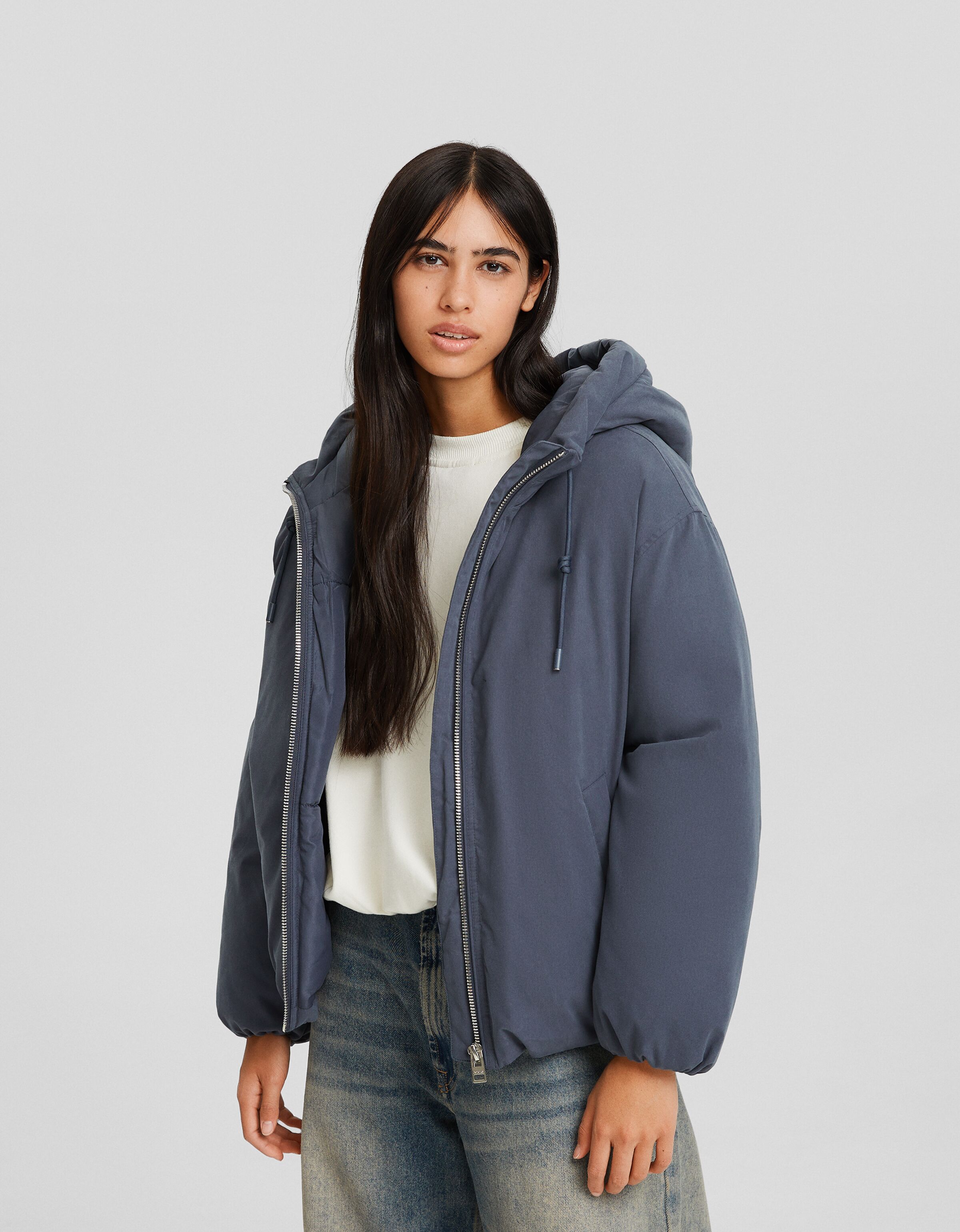 Cazadora acolchada capucha