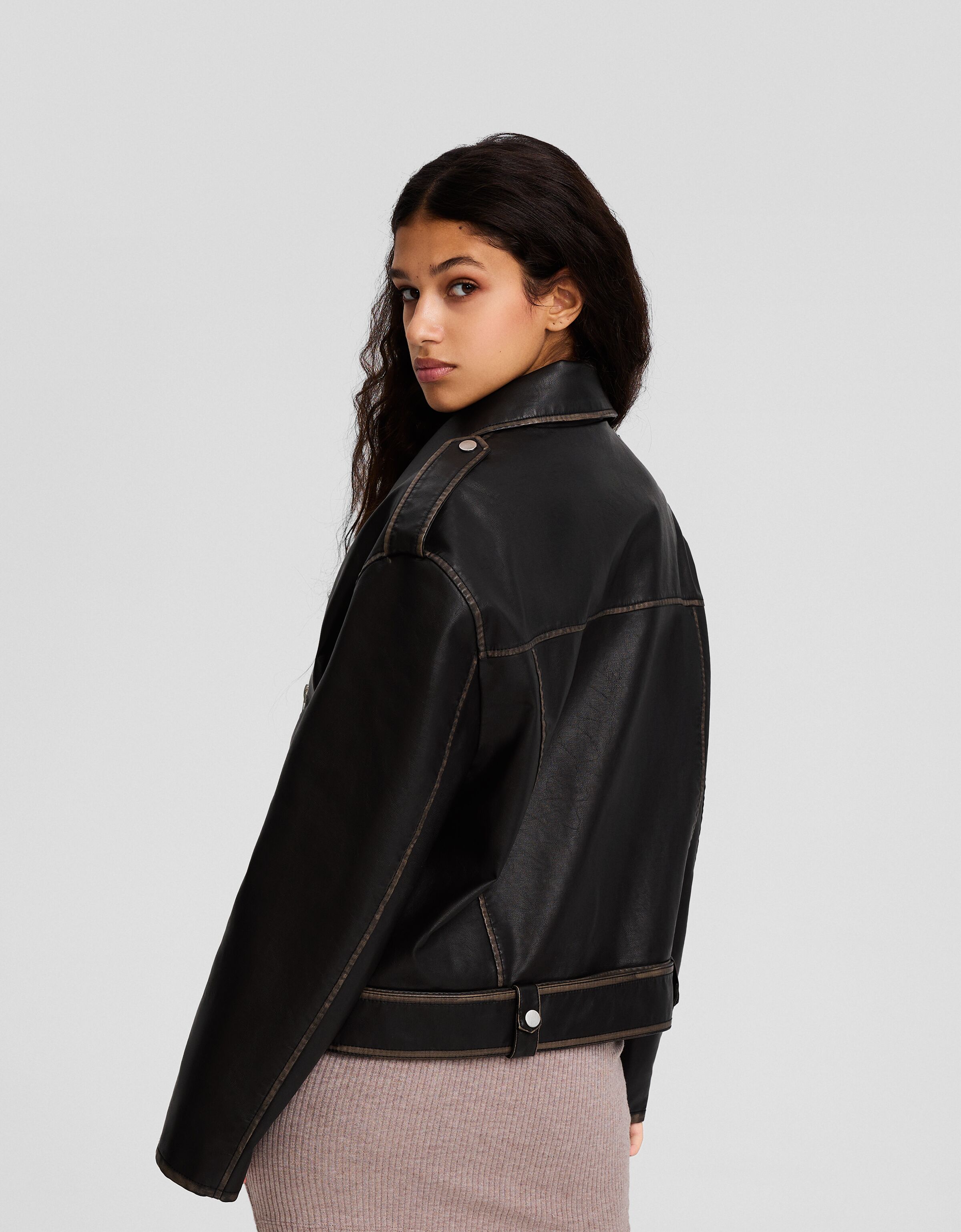 Cazadora biker efecto piel desgastada