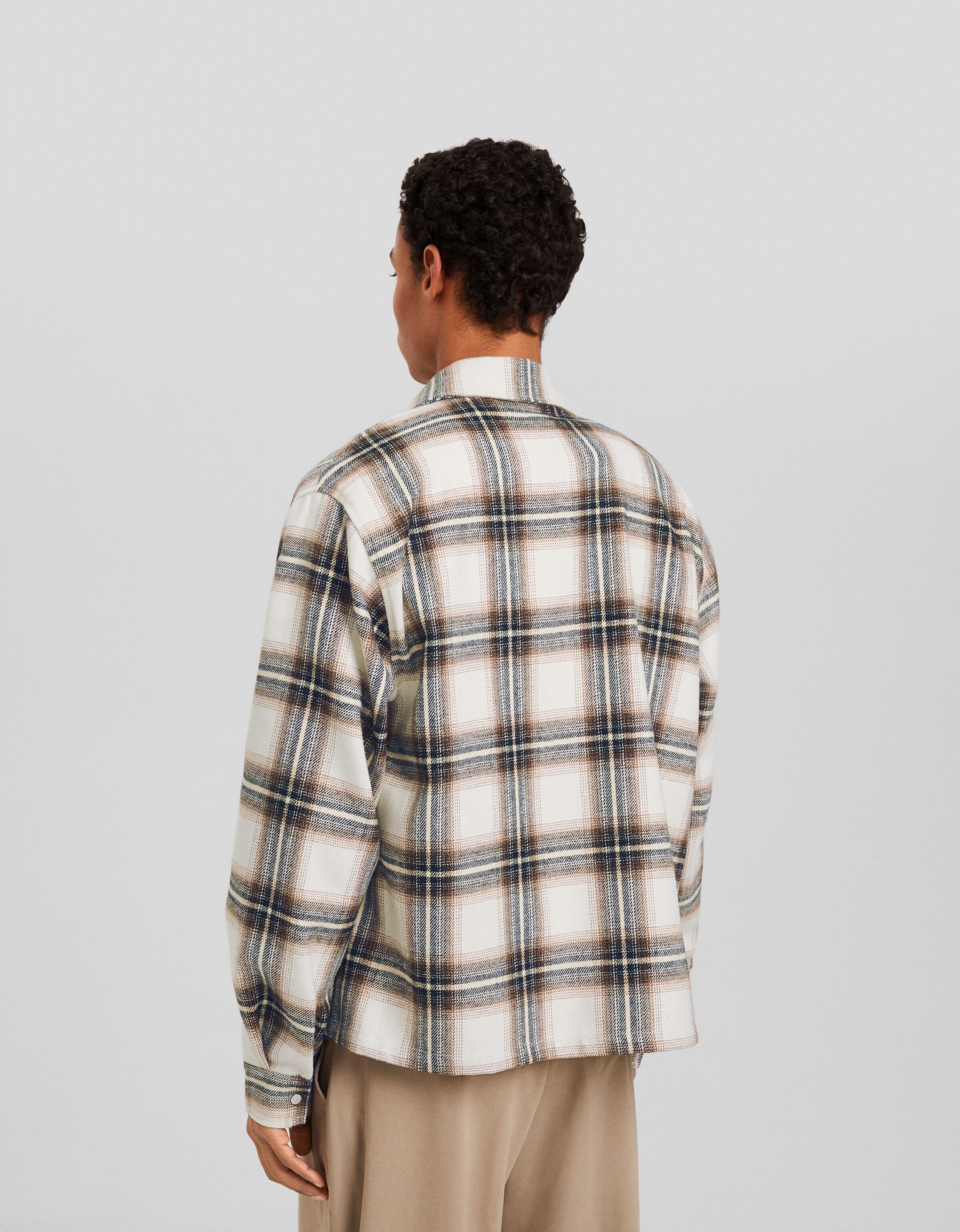 Sobrecamisa manga larga cremallera cuadros