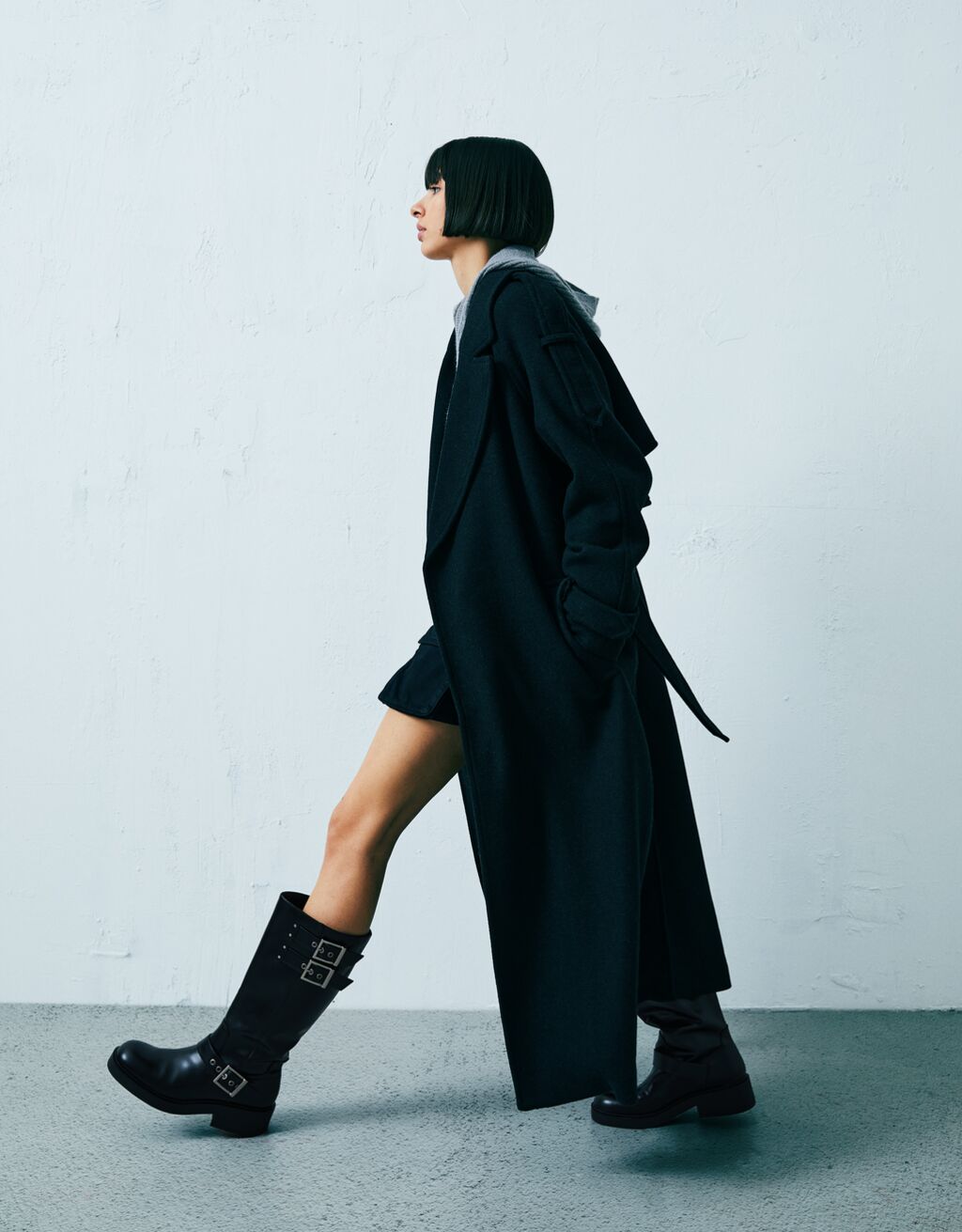 Botas planas detalle hebillas