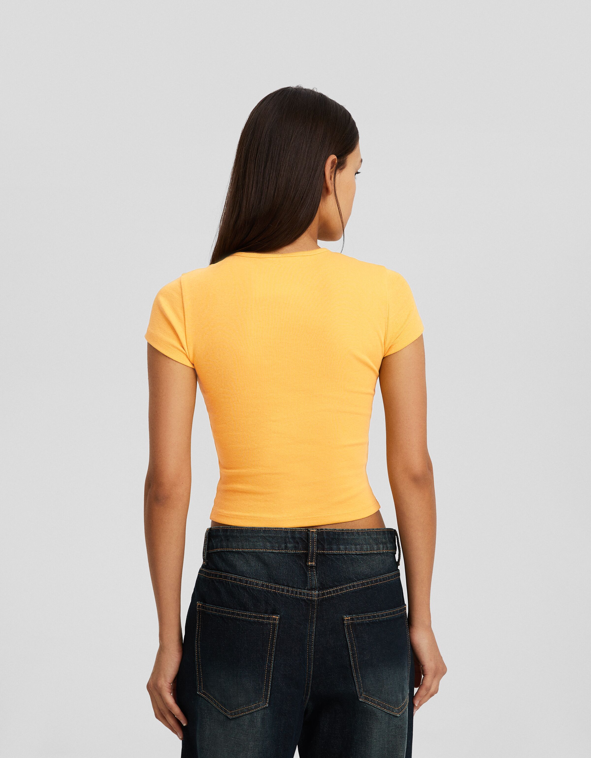 Camiseta manga corta cuello redondo