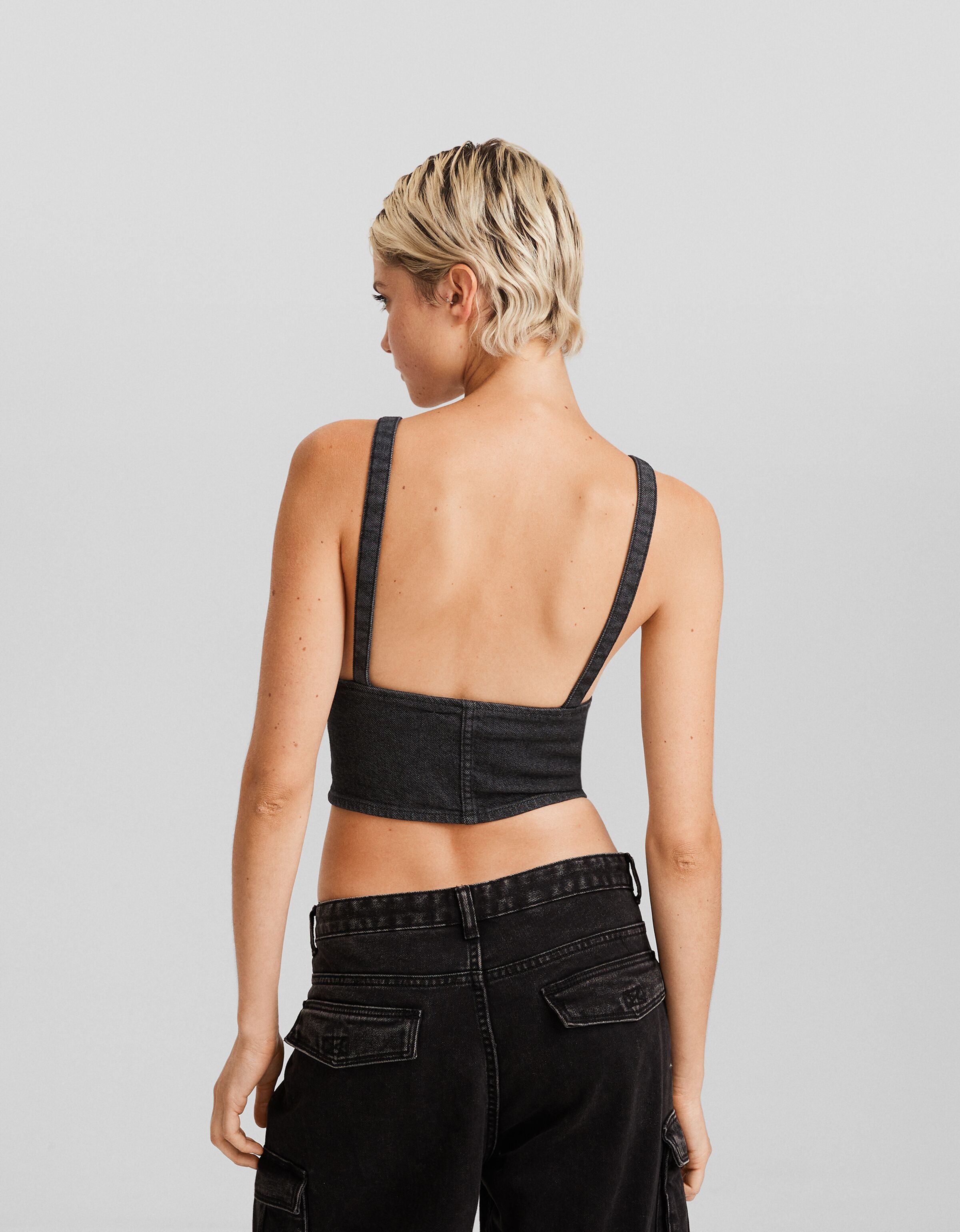 Top tirantes denim hebilla