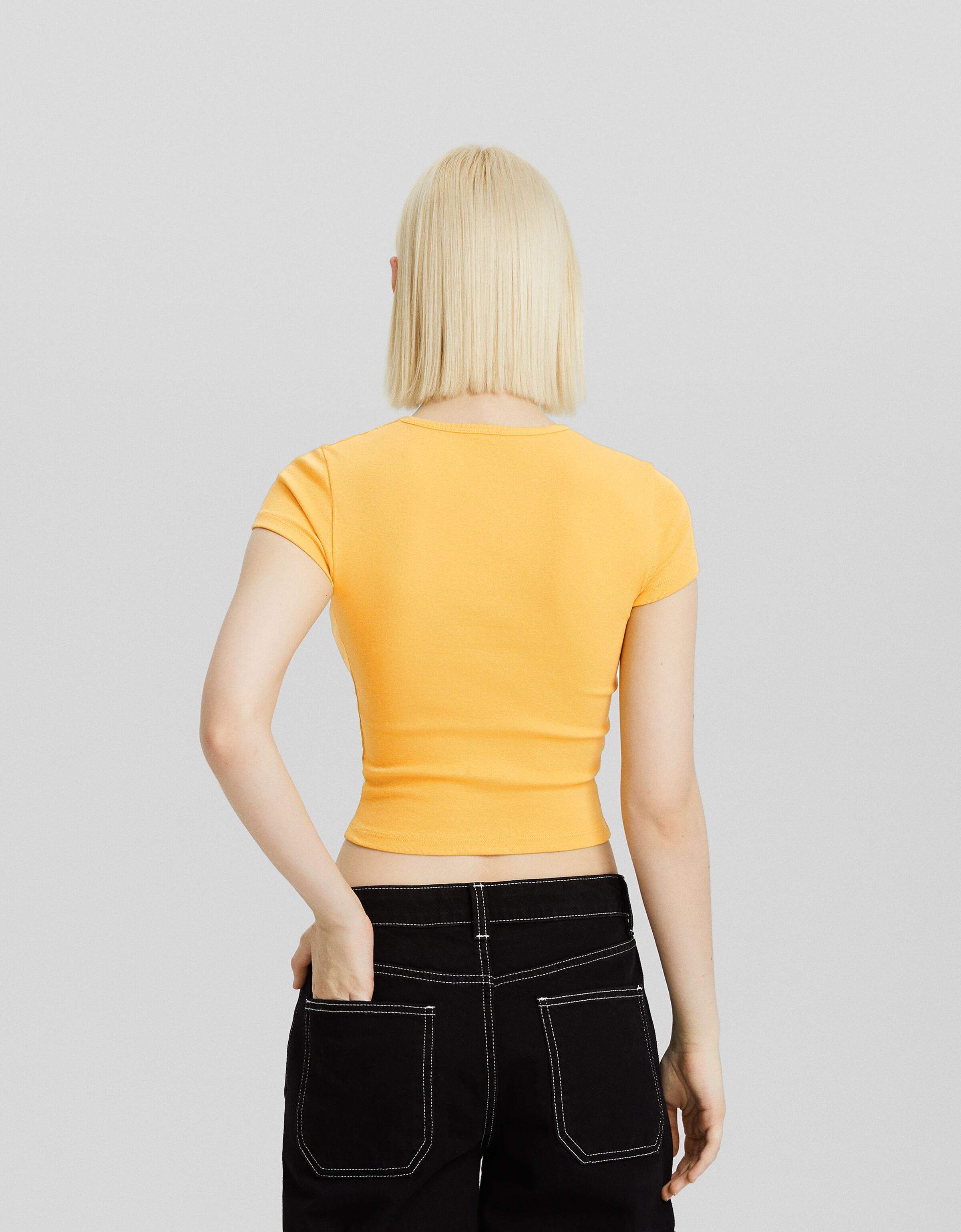 Camiseta manga corta cuello redondo