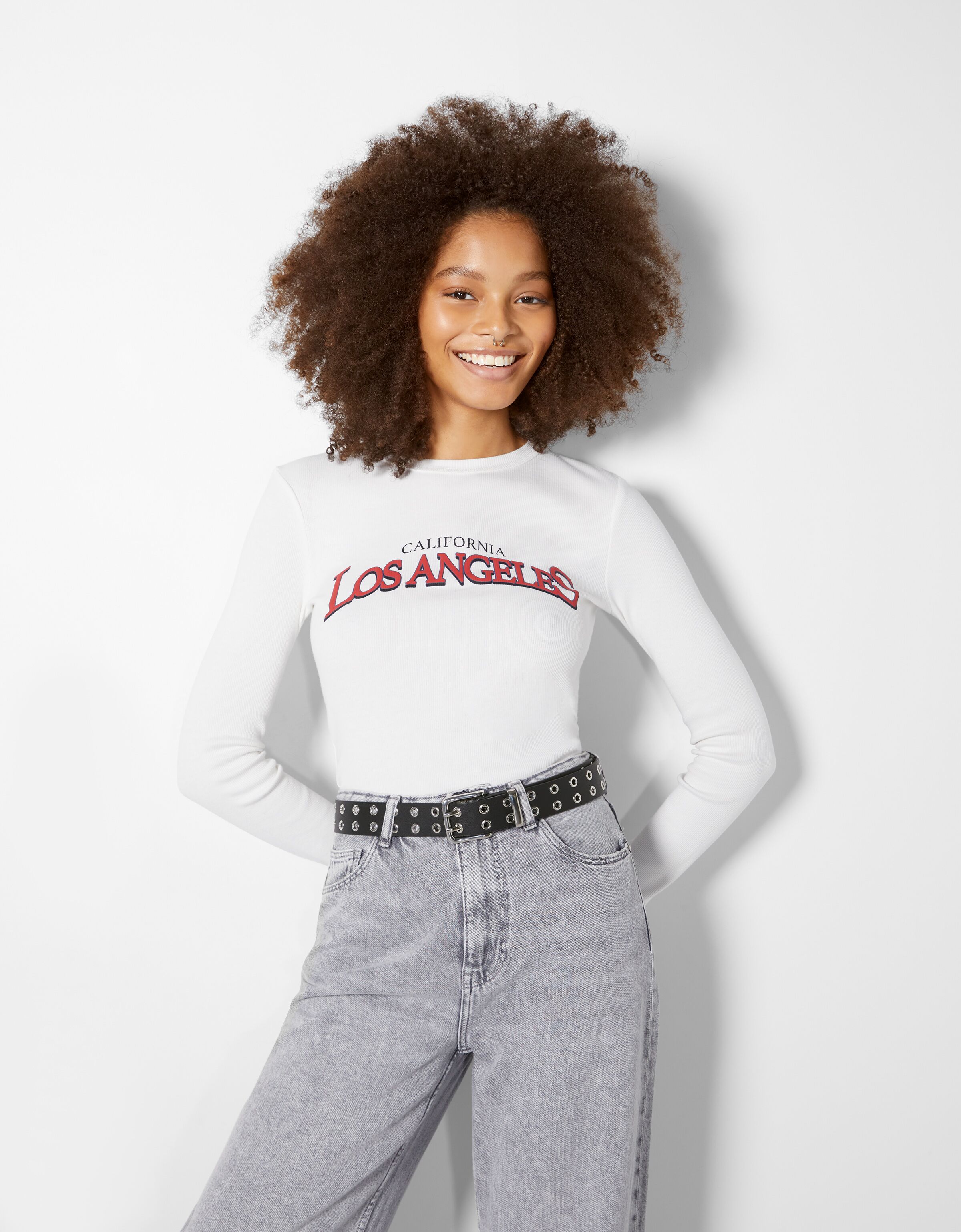 Cinturón efecto piel eyelets