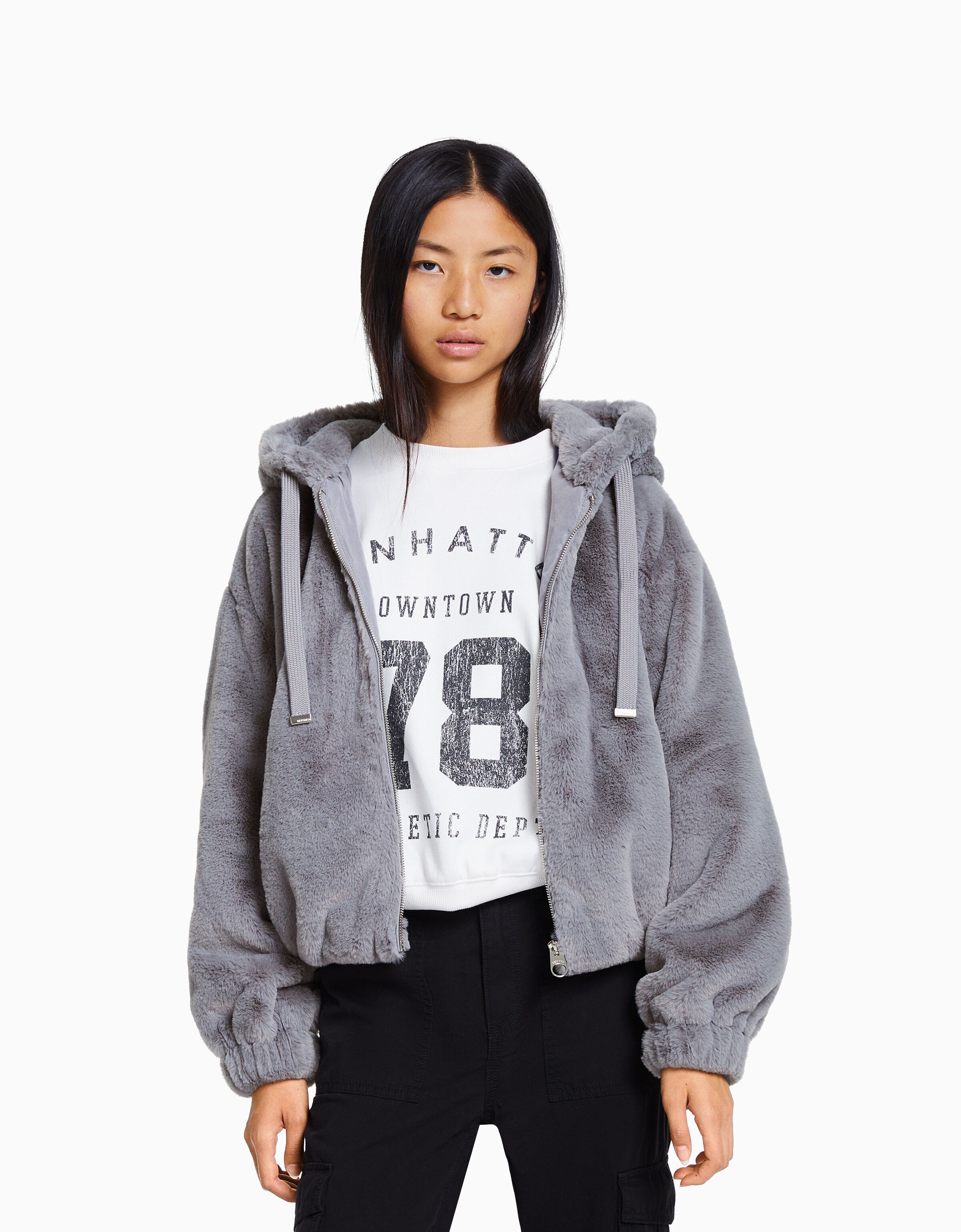 Cazadora capucha teddy