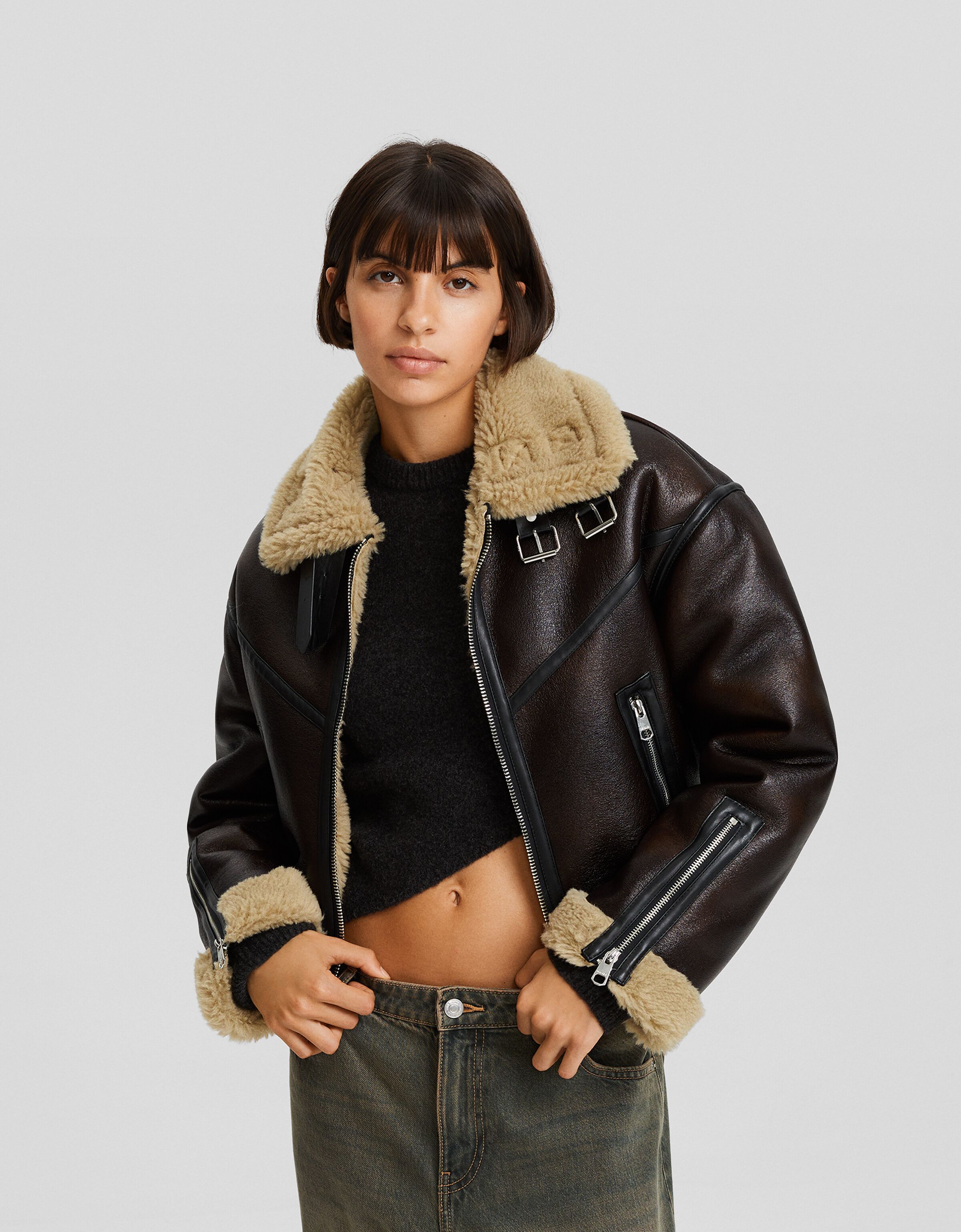 Cazadora trucker doble faz efecto piel desgastada