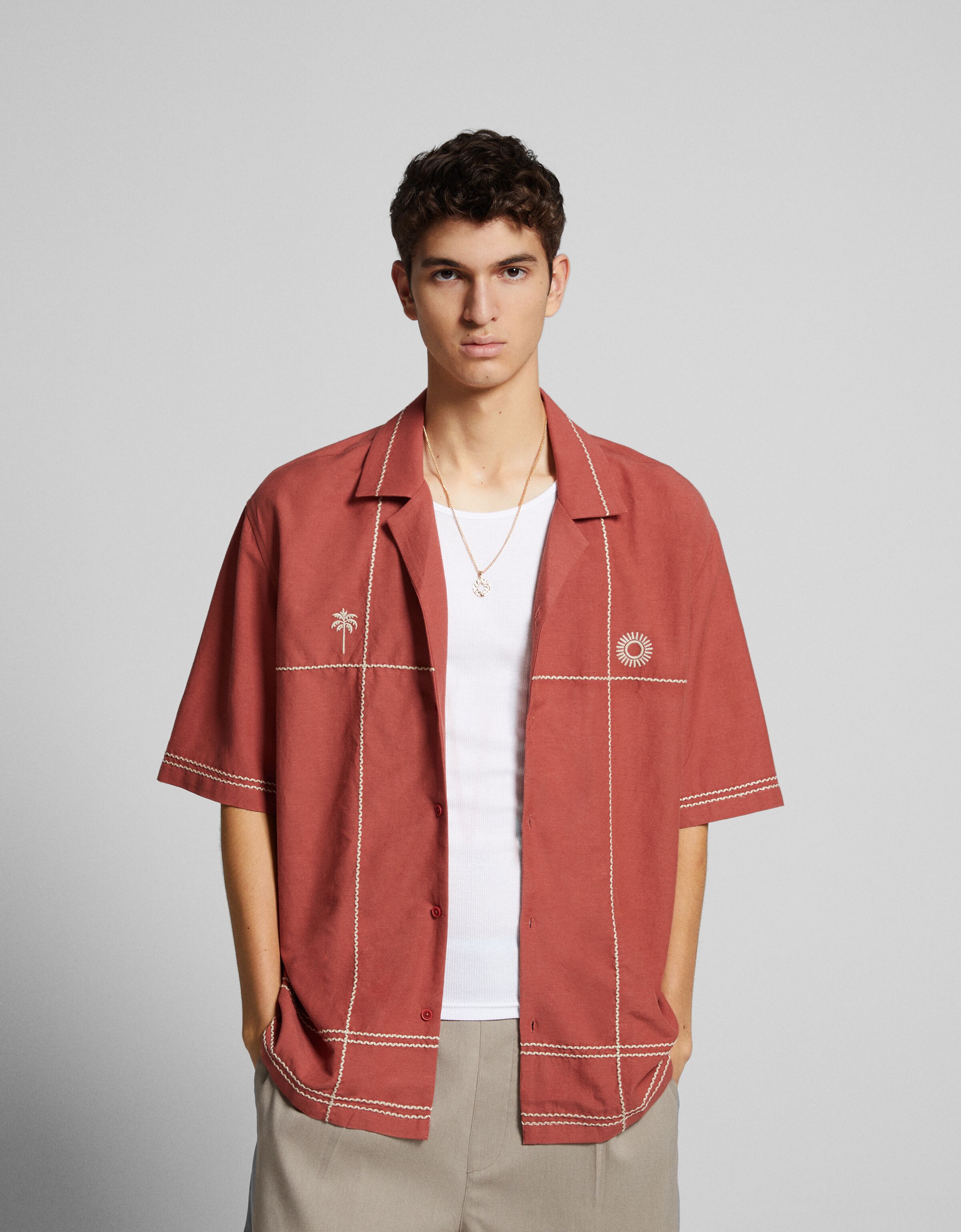 Camisa manga corta rústica bordado