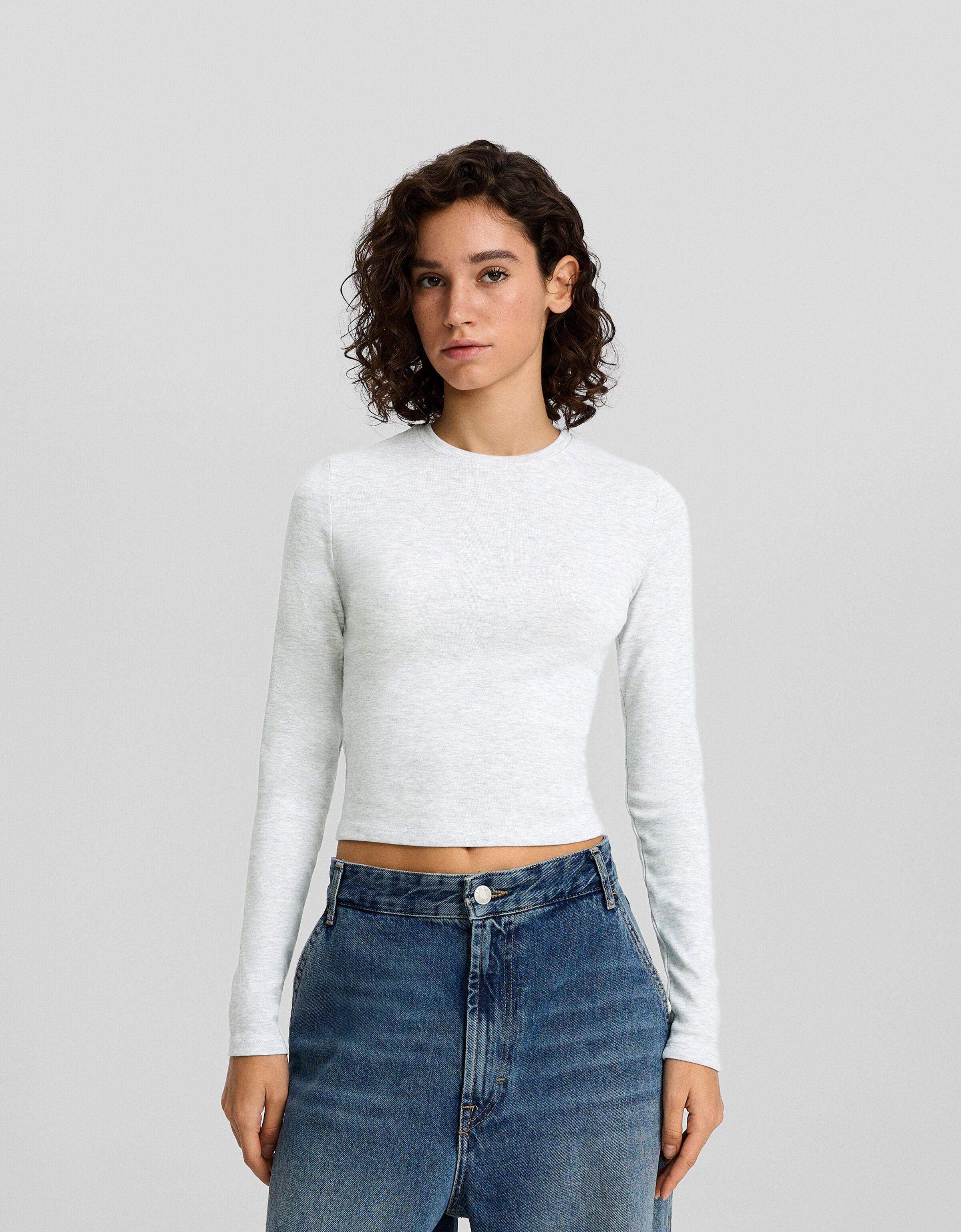 Camiseta manga larga cuello redondo