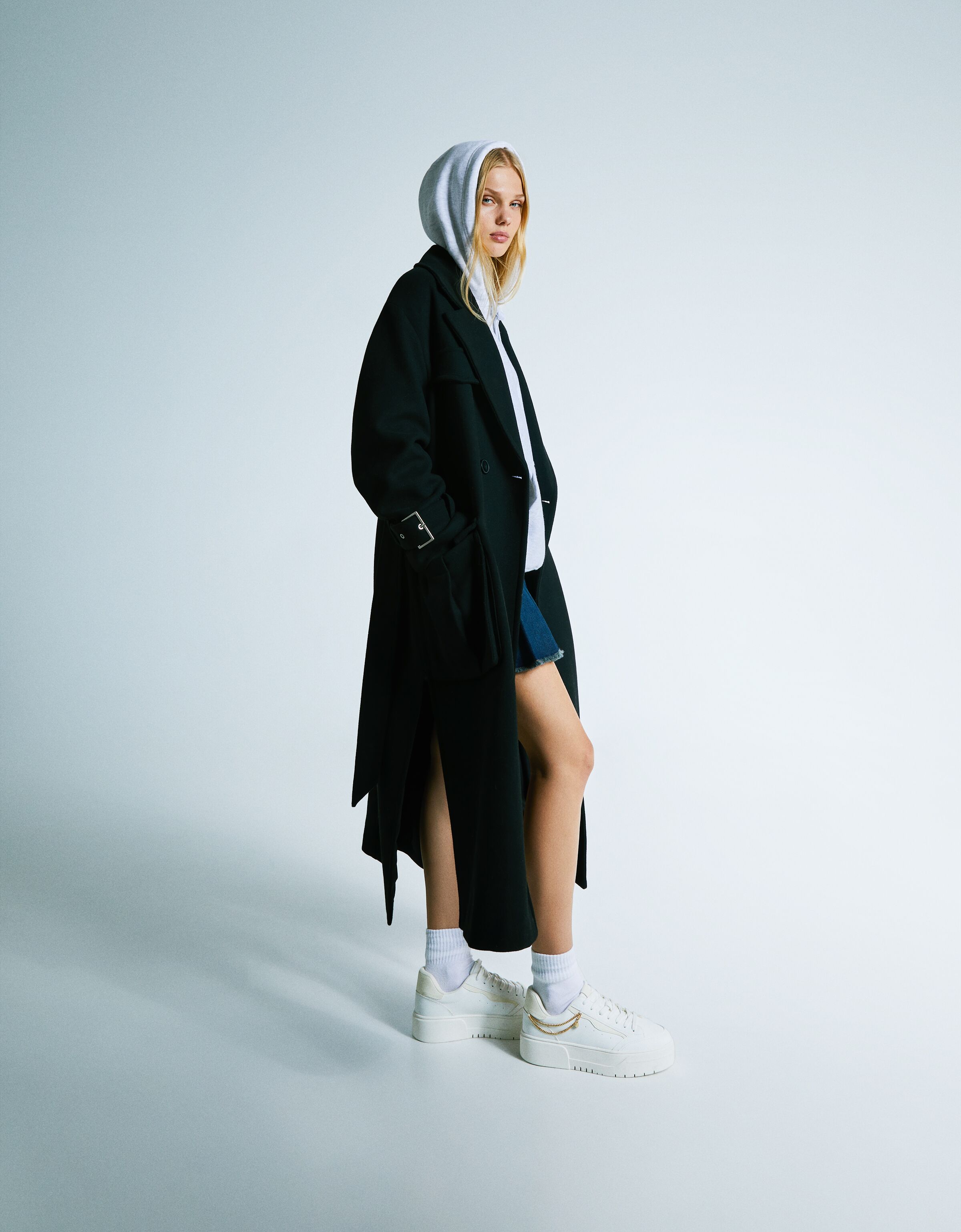 Zapatillas plataforma detalle cadena