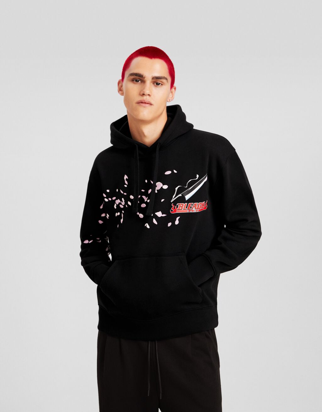 Sudadera Bleach capucha oversize print